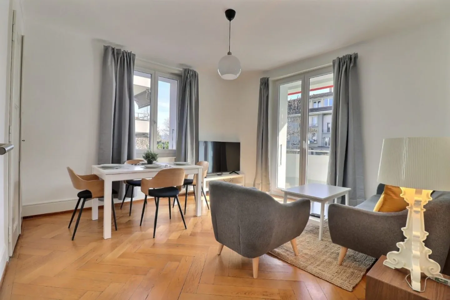 Charmantes Apartment in Lausanne - Foto 2 von 9