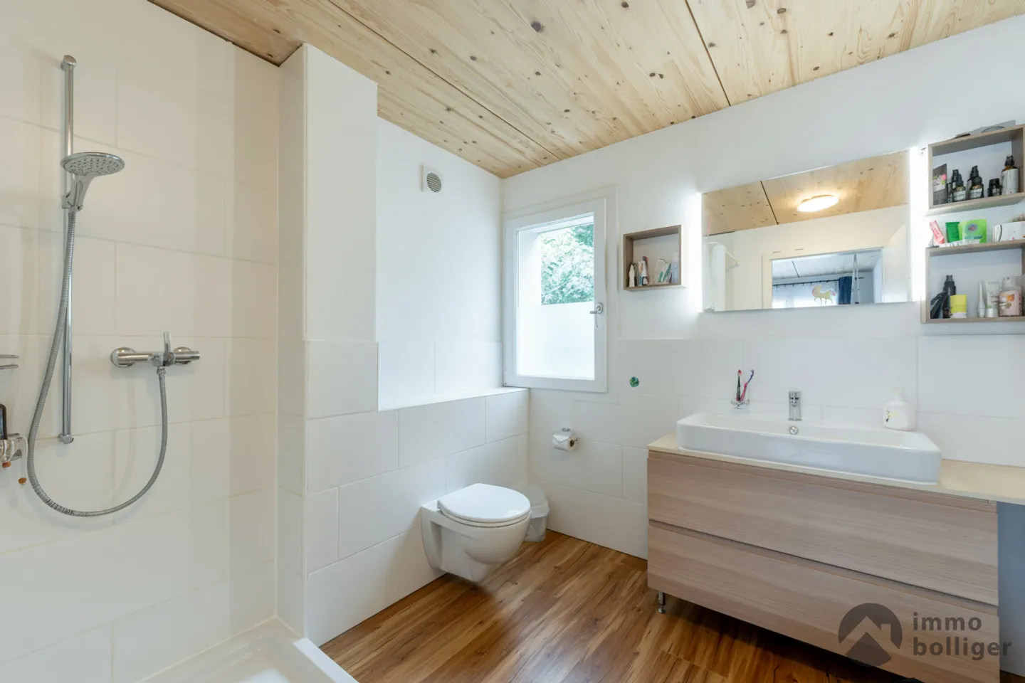 A 'Means' to Happiness - Your New Home Unites with Garden Idyl - Photo 15 of 19