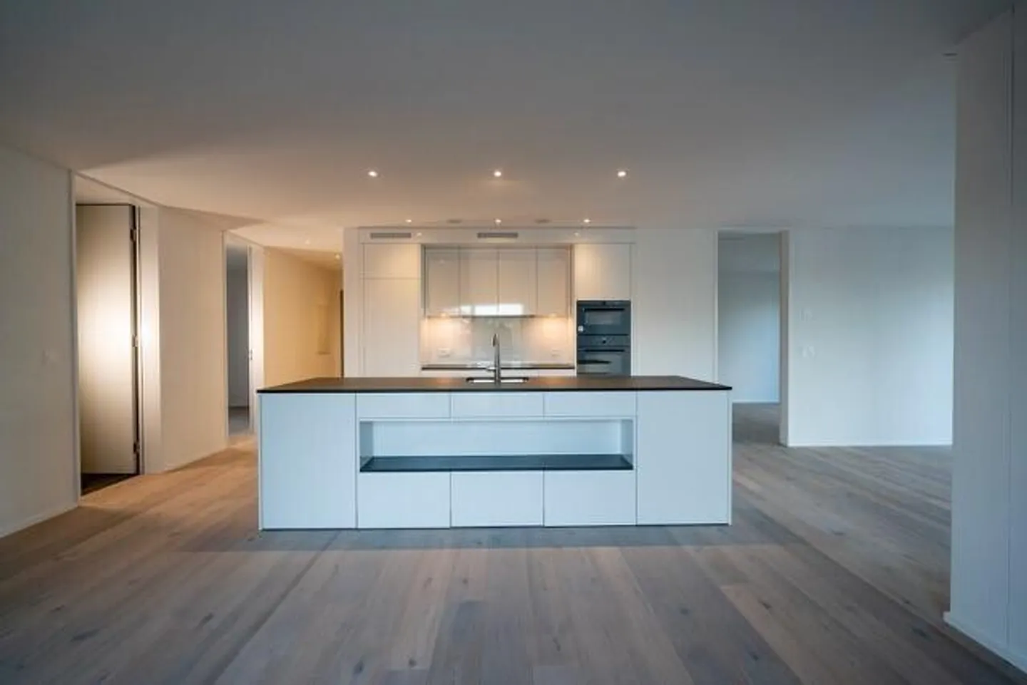 Modernes Apartment in Luzern - Foto 1 von 15