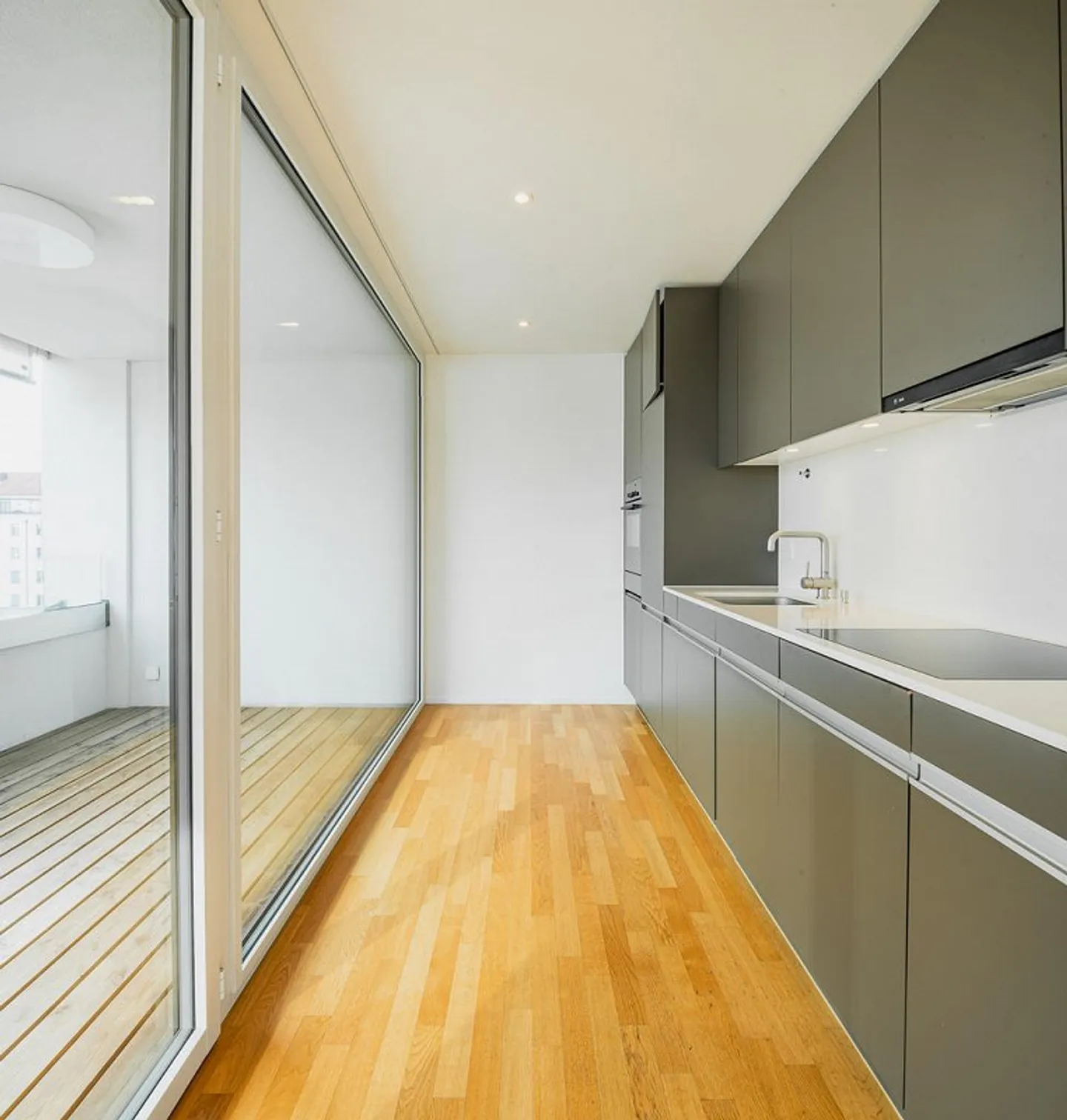 Appartement moderne de 3,5 pièces au Zypressenhof - Photo 3 sur 9