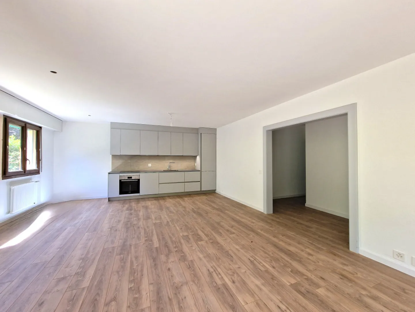 Corsier Zentrum, Gartenwohnung, Magnificent 5 Zimmer vollständig renoviert - Foto 3 von 11