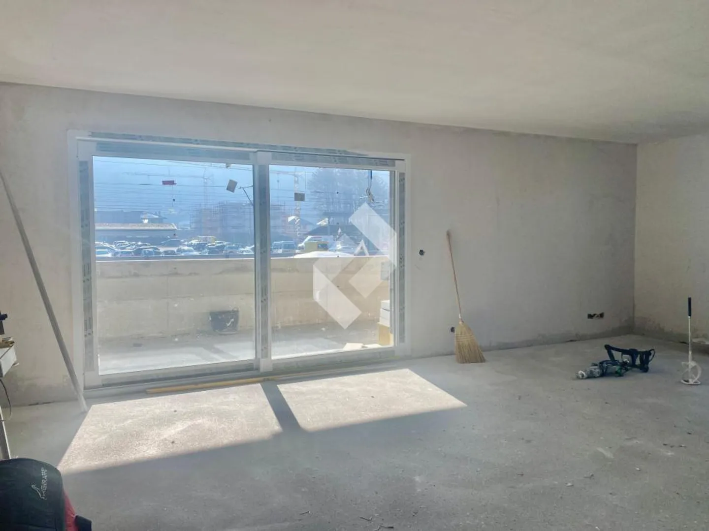 Outstanding Penthouse, South Orientation - Photo 7 of 12