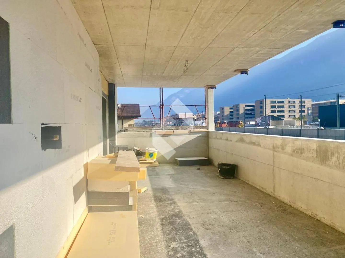 Outstanding Penthouse, South Orientation - Photo 8 of 12