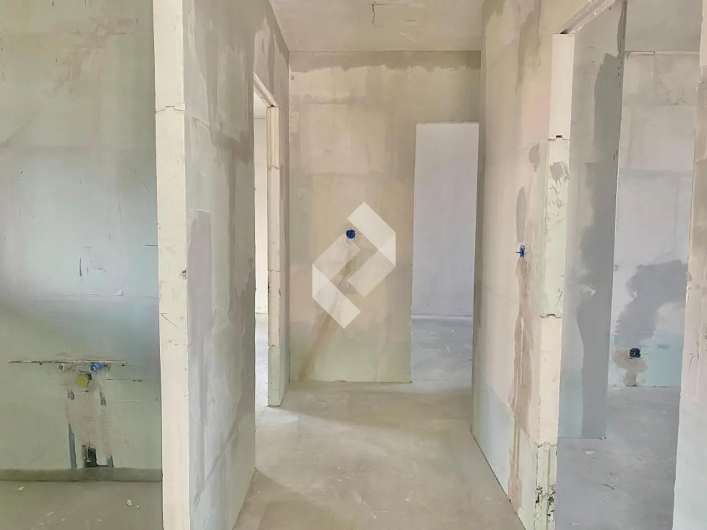 Outstanding Penthouse, South Orientation - Photo 9 of 12