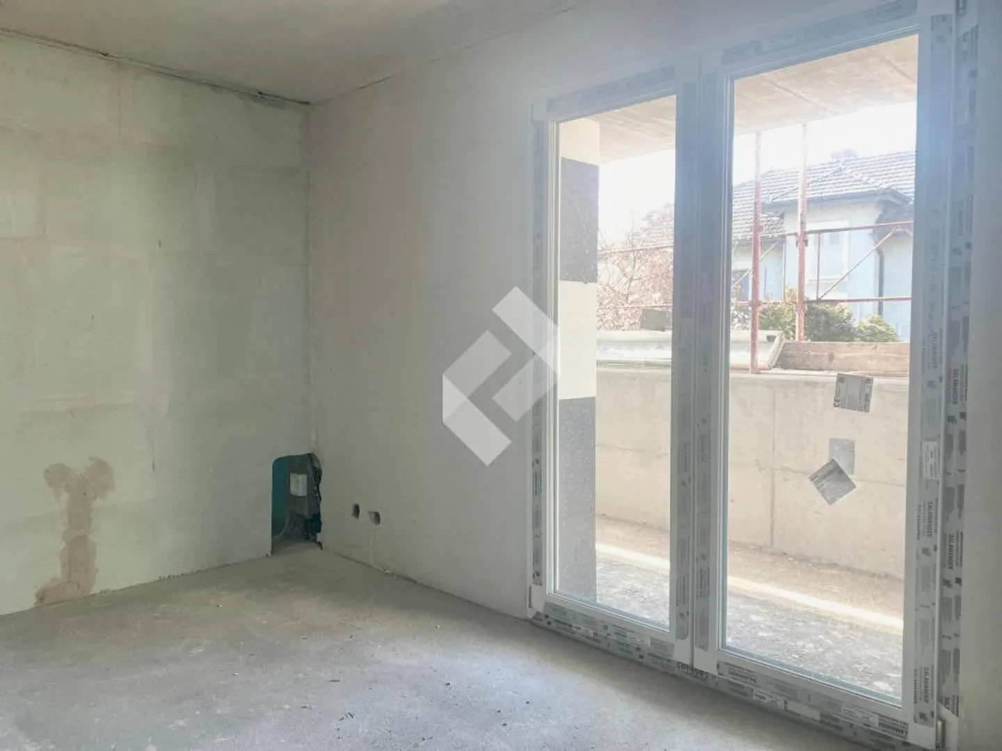 Outstanding Penthouse, South Orientation - Photo 10 of 12