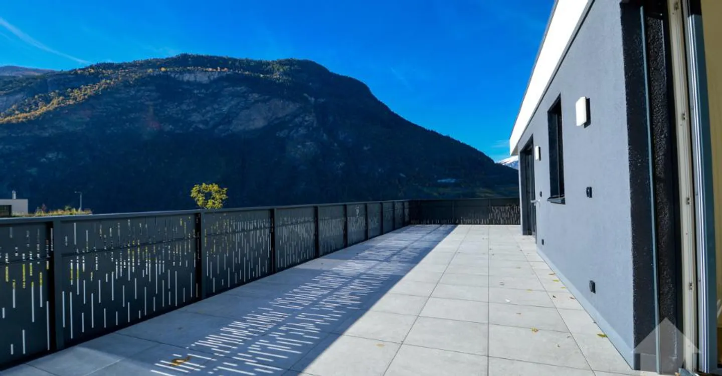Modern Duplex in Scenic Visp - Photo 4 of 10
