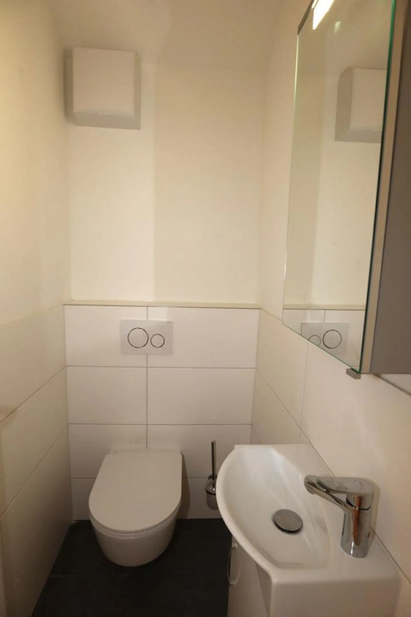 Appartamento ristrutturato con 3 stanze a Gellert - Foto 3 di 8