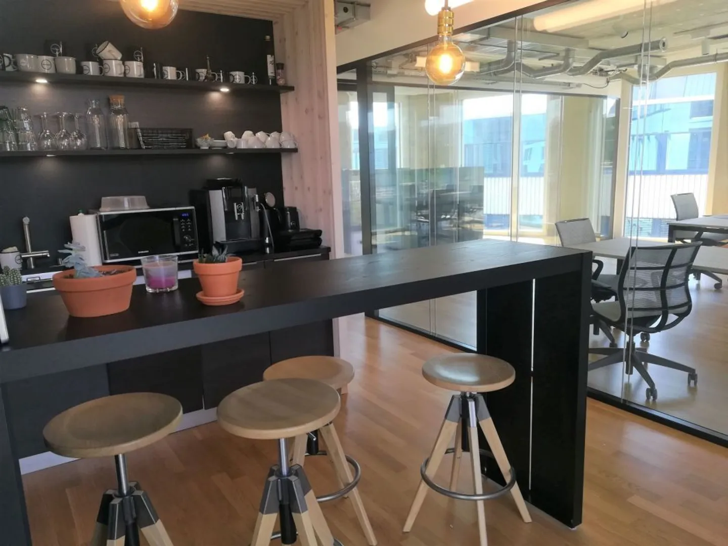 Un espace est disponible ! Près du lac, bureau de 360 m2 à louer à Morges - Photo 12 sur 14