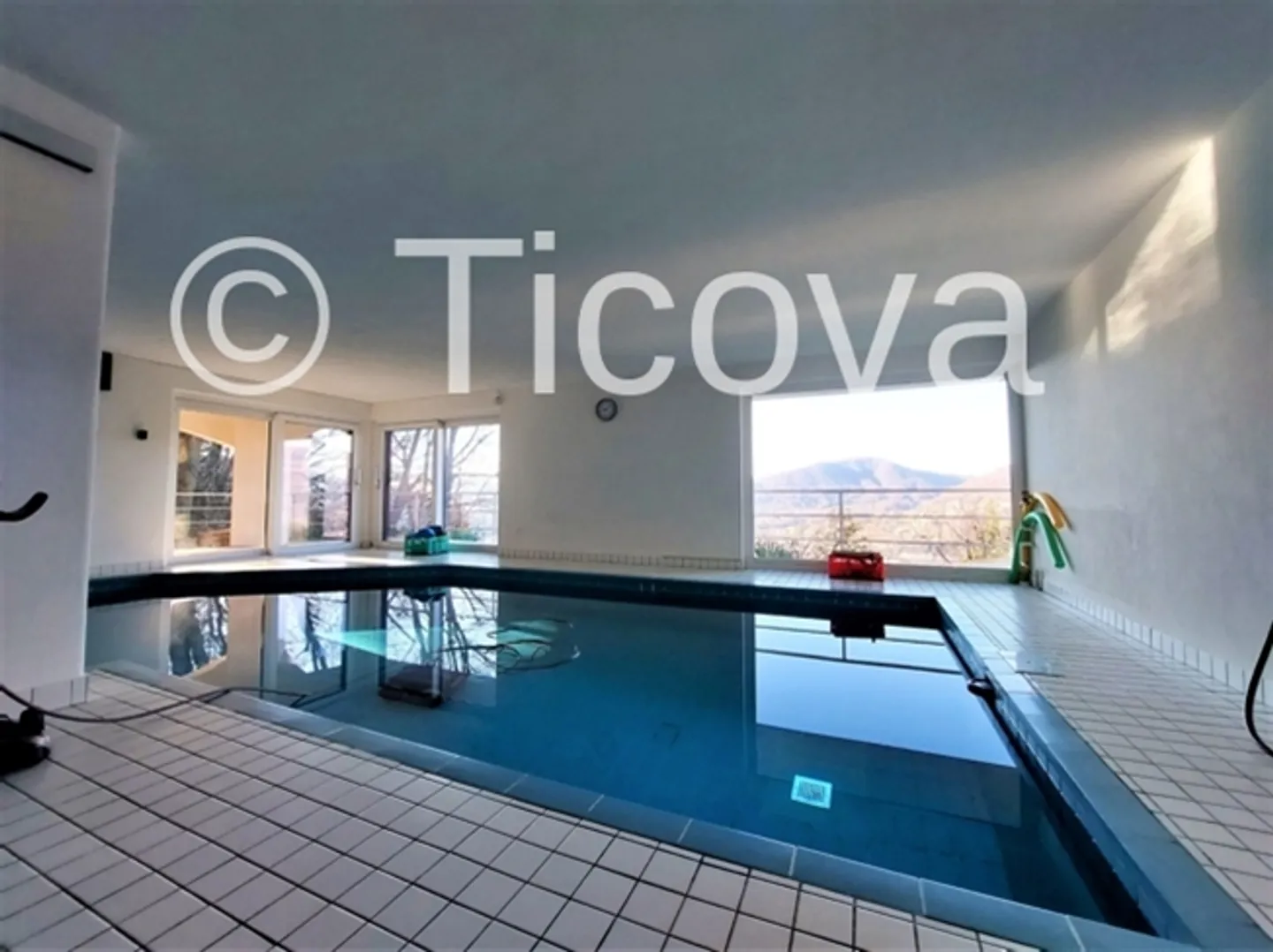 Bellissimo appartamento ristrutturato e panoramico a Montagnola - Foto 13 di 13