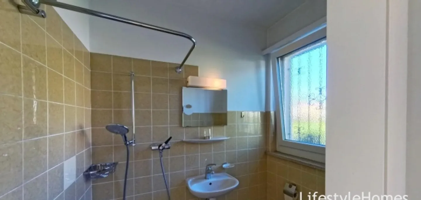 Stepped house for sale - Photo 6 of 9