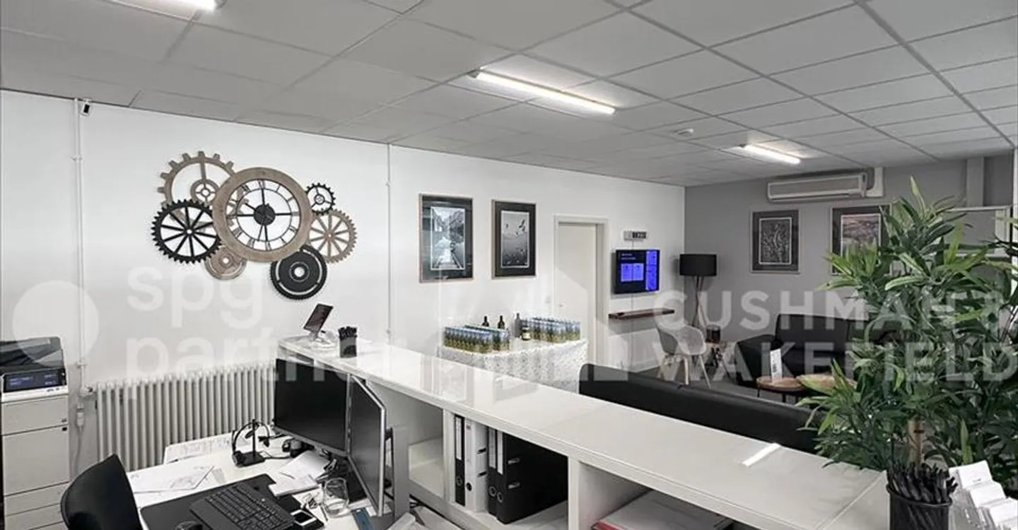 Office space for rent - Photo 6 of 6