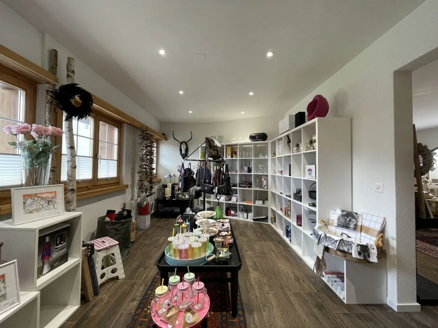 Magie de la Montagne Boutique (Espace de Vente) - Photo 4 sur 6