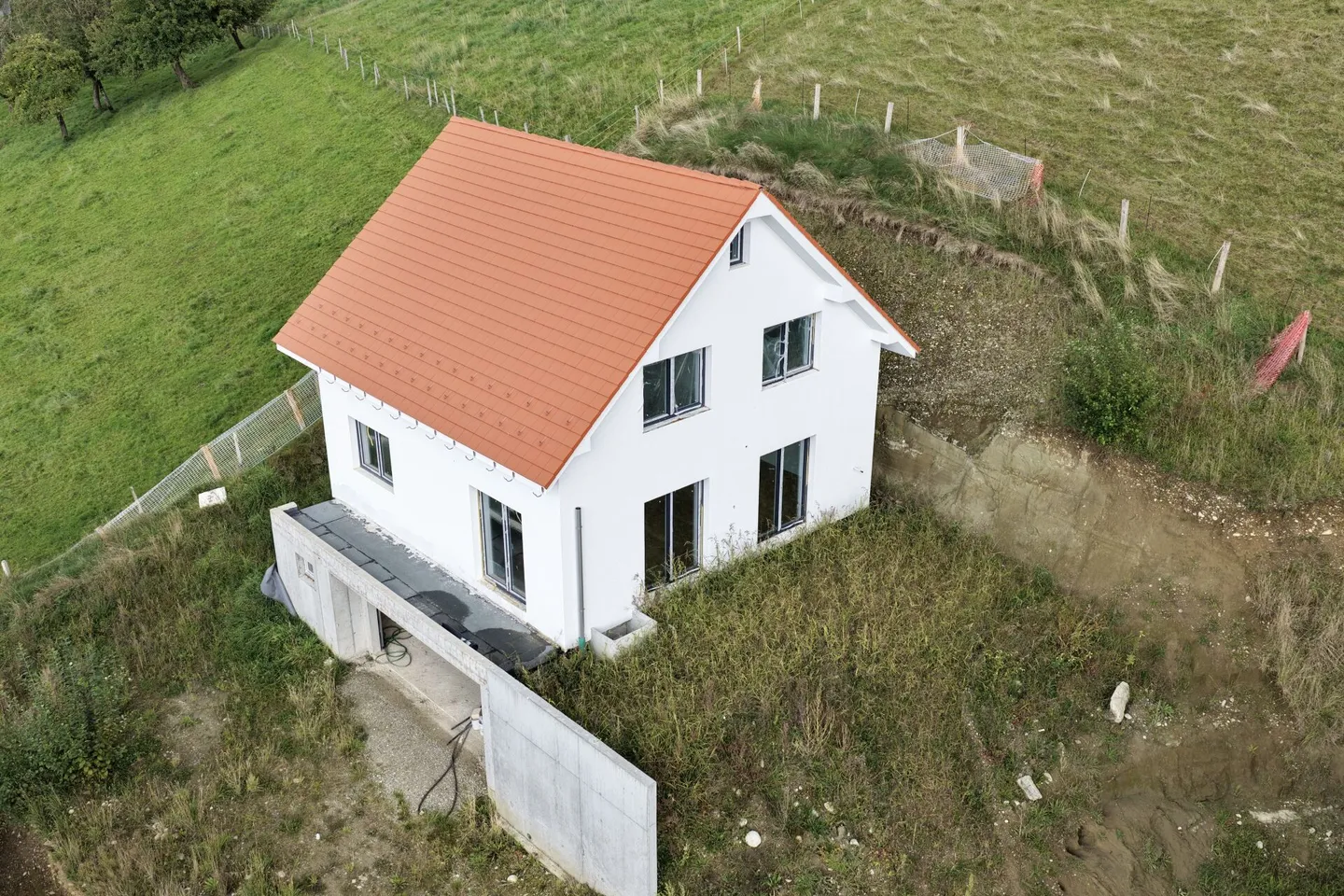 MODERN SINGLE-FAMILY HOUSES IN IDYLLIC, NATURE-ORIENTED SURROUNDINGS - Photo 2 of 9