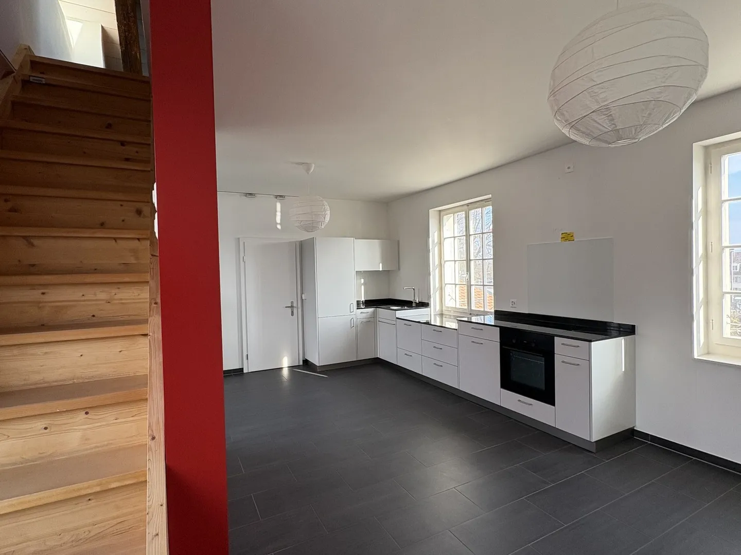 Charming 3-room attic apartment in a historic patrician house - Photo 3 of 10