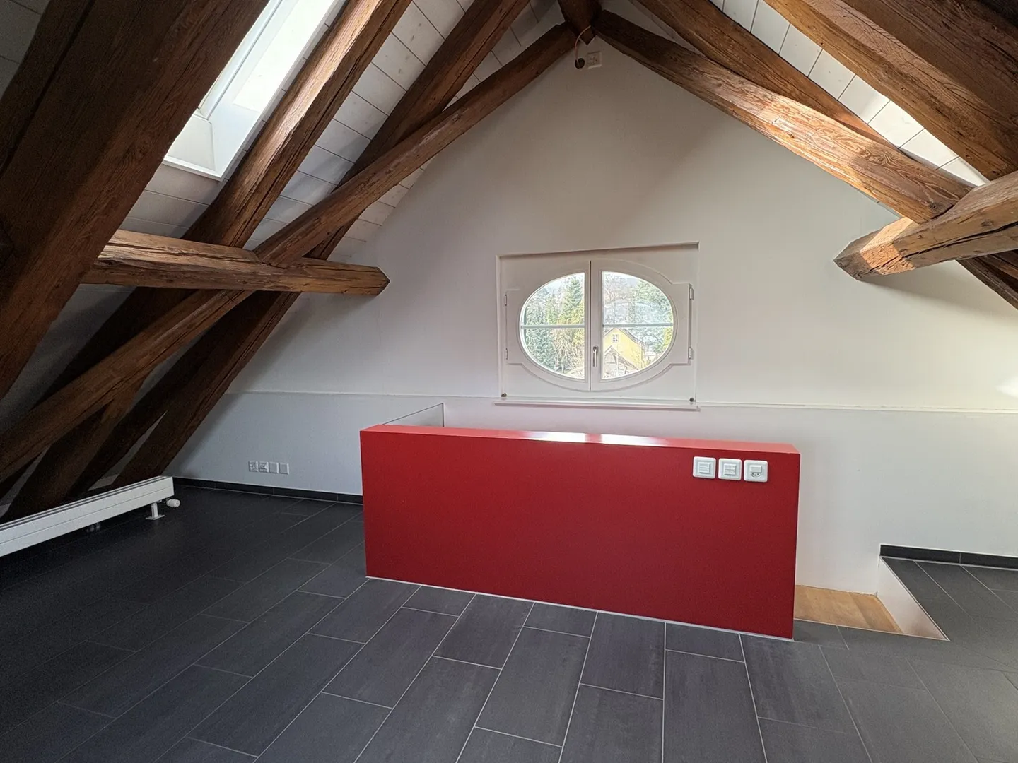 Charming 3-room attic apartment in a historic patrician house - Photo 8 of 10