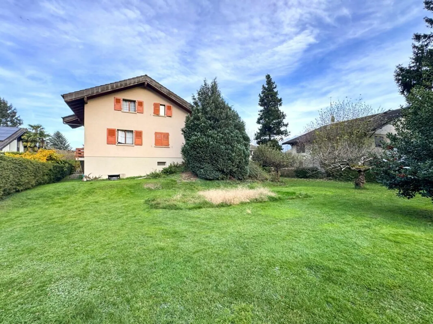 Einzelvilla mit 4,5 Zimmern und Garage. - Foto 23 von 26