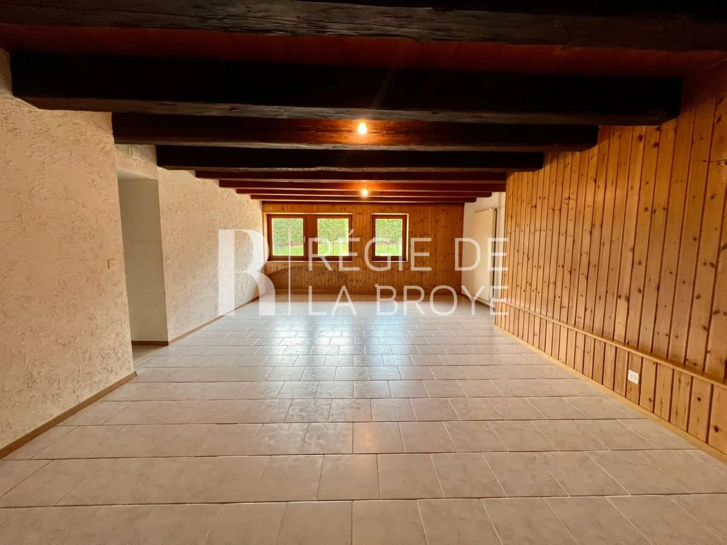 Two and a Half Room Apartment in Montet (Broye) - Photo 2 of 10