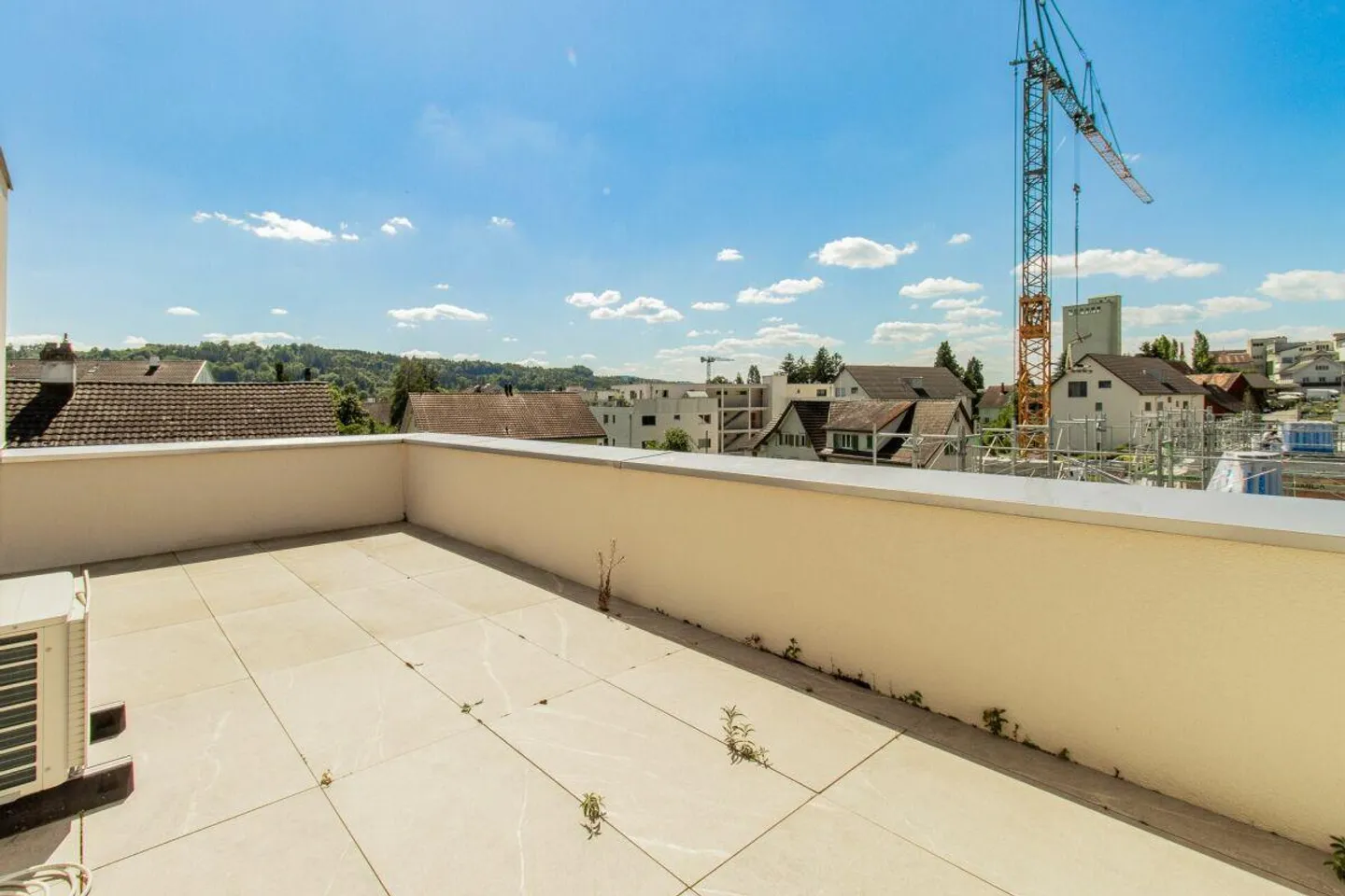 Design trifft Wohnkomfort - 5.5-Zimmer-Einfamilienhaus mit hochwertigem Ausbau und Aussenpool - Foto 18 von 18