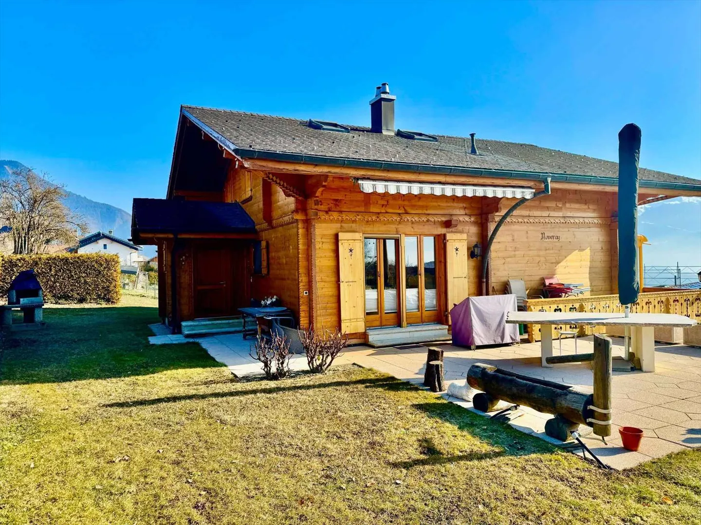 Stunning 6.5-room house - on the Coteau du Soleil - Photo 1 of 12