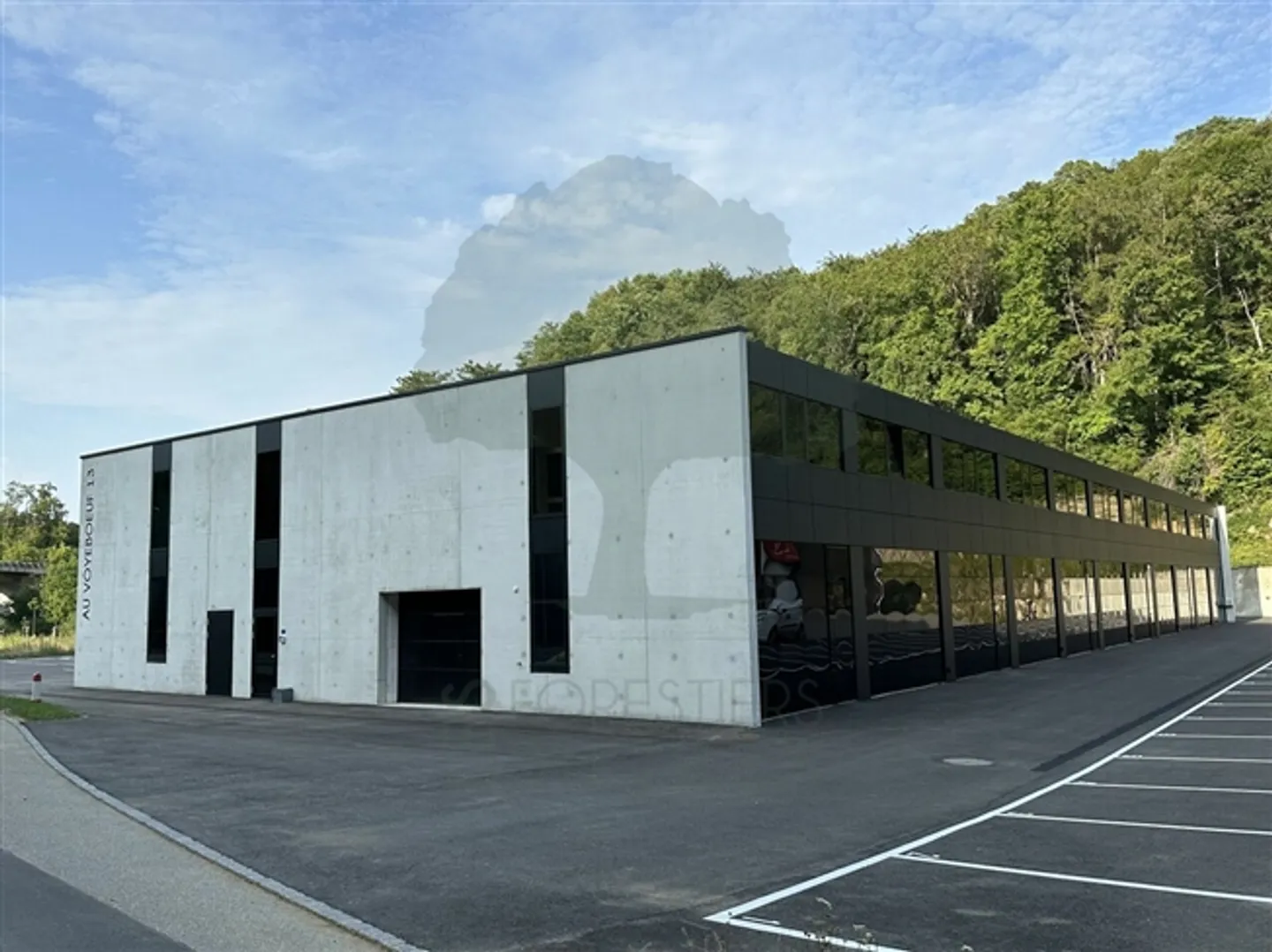 Espaces de travail modulaires à Porrentruy - De 22m² à 527m² au sol - Photo 3 sur 8