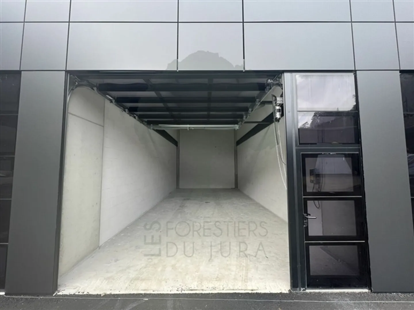 Espaces de travail modulaires à Porrentruy - De 22m² à 527m² au sol - Photo 5 sur 8