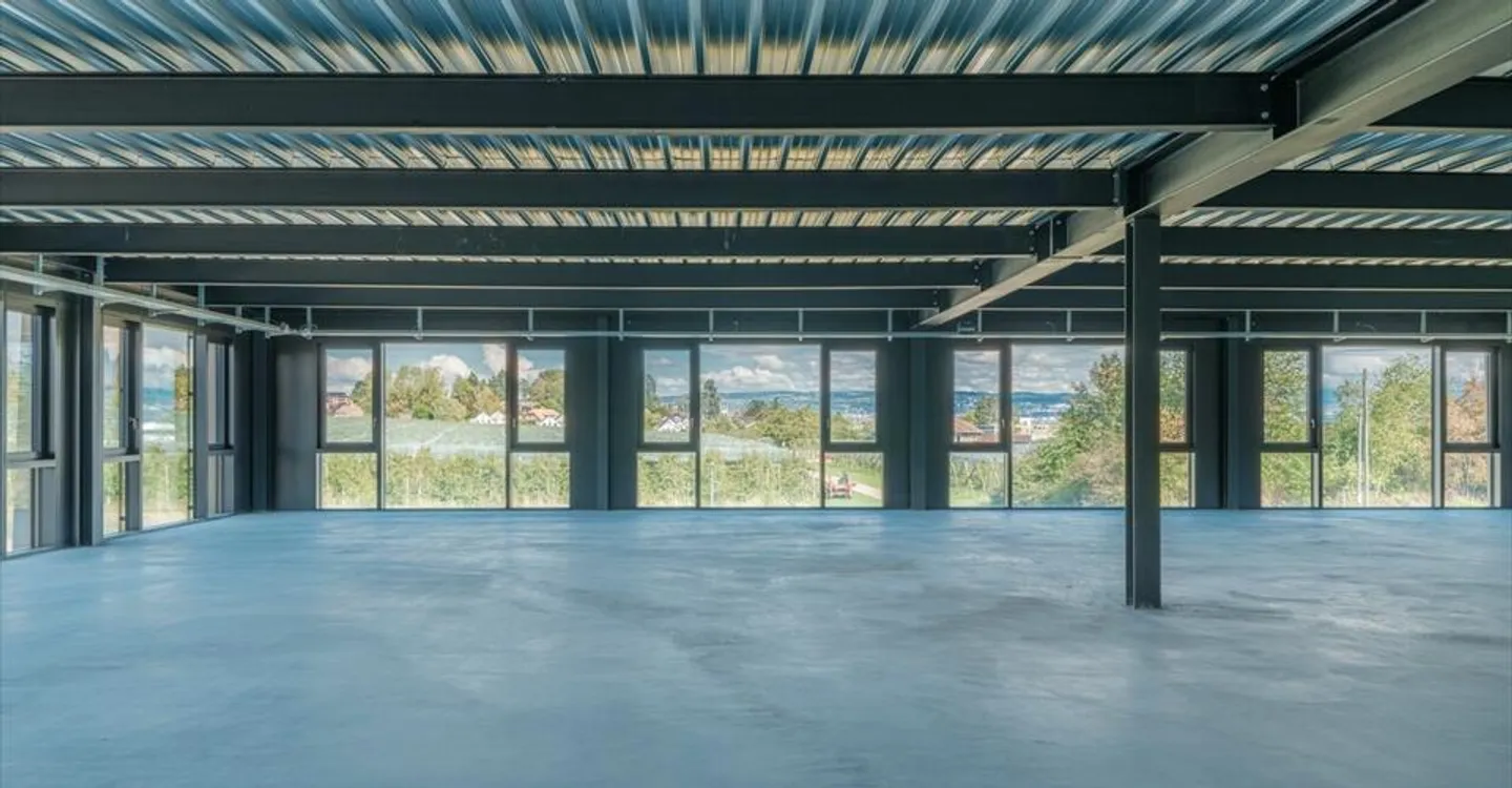 Mixed surfaces for rent between Geneva and Lausanne in Tolochenaz - Photo 3 of 13