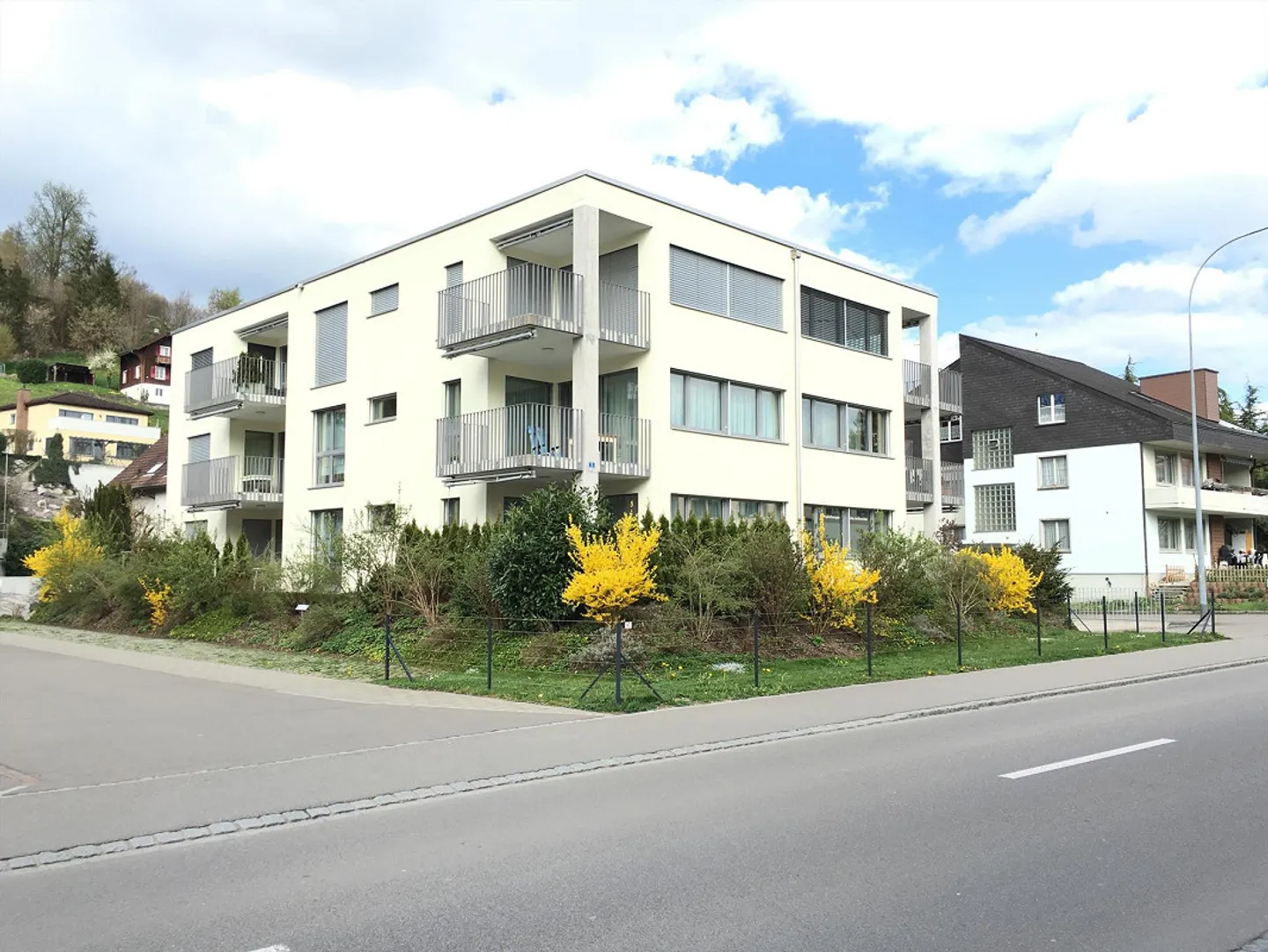 Geräumige moderne Wohnung - Foto 1 von 7