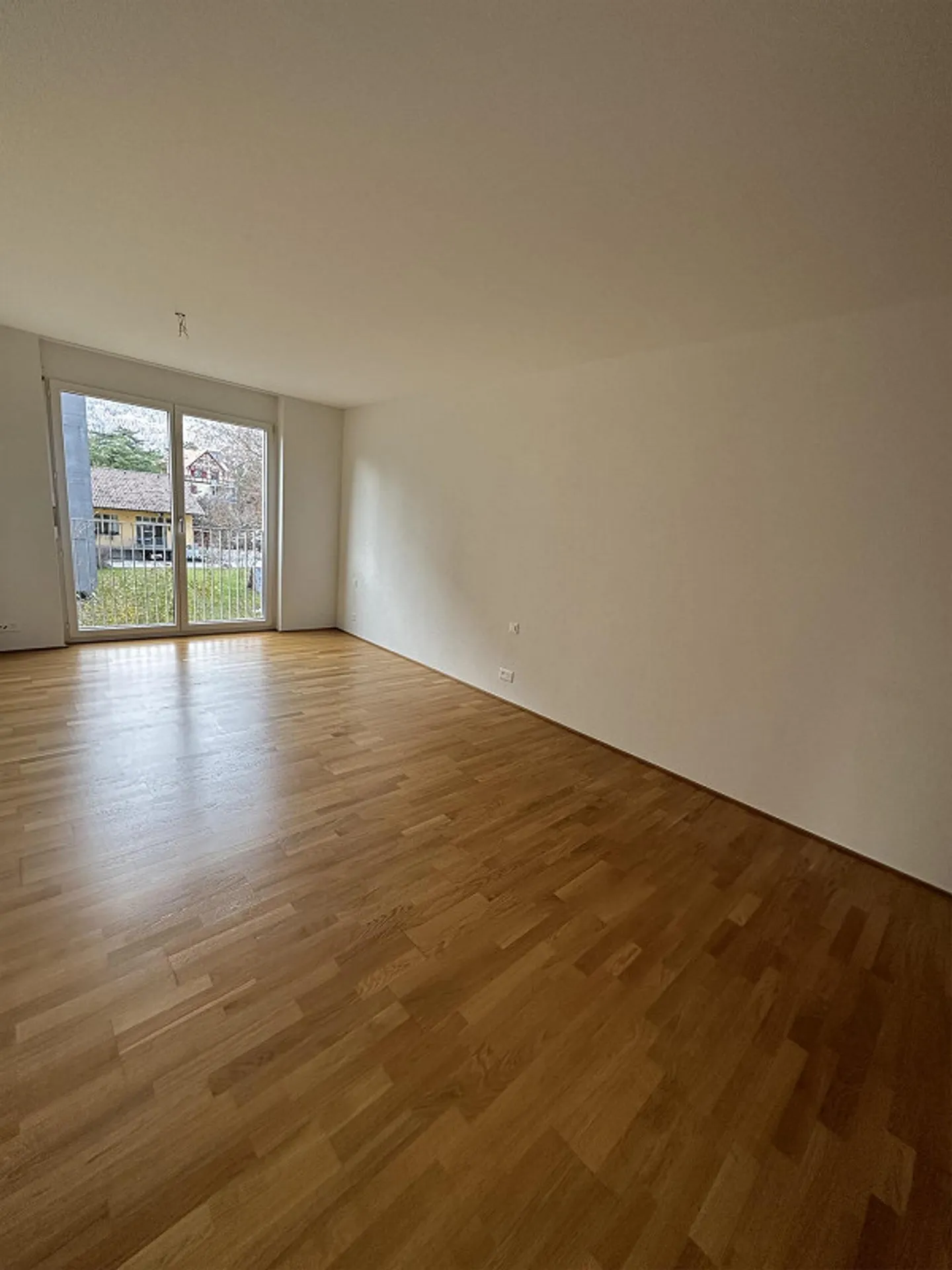 Moderne 3 1/2-Zimmerwohnung an attraktiver Lage zu vermieten - Foto 4 von 10