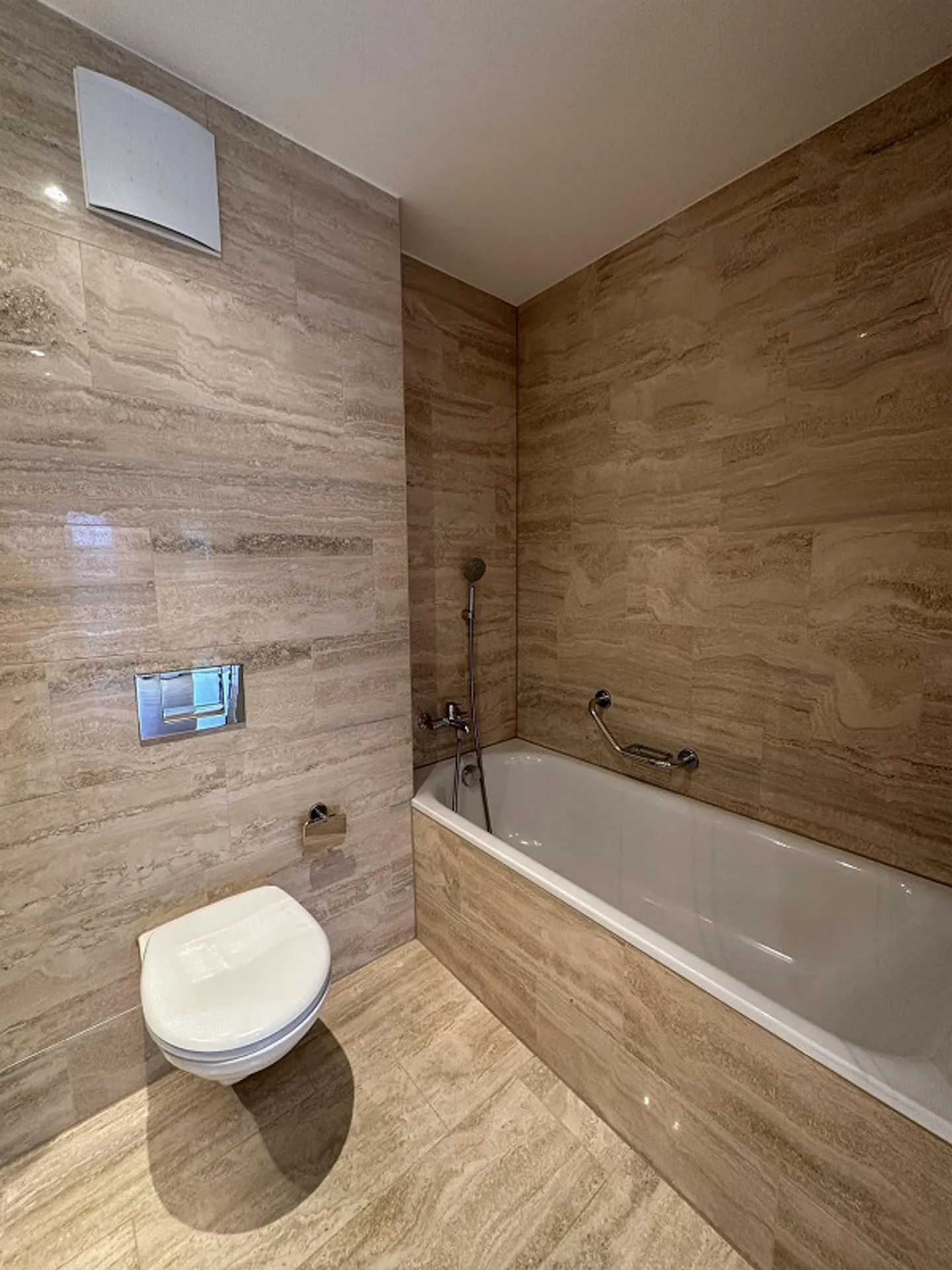 Moderne 3 1/2-Zimmerwohnung an attraktiver Lage zu vermieten - Foto 6 von 10