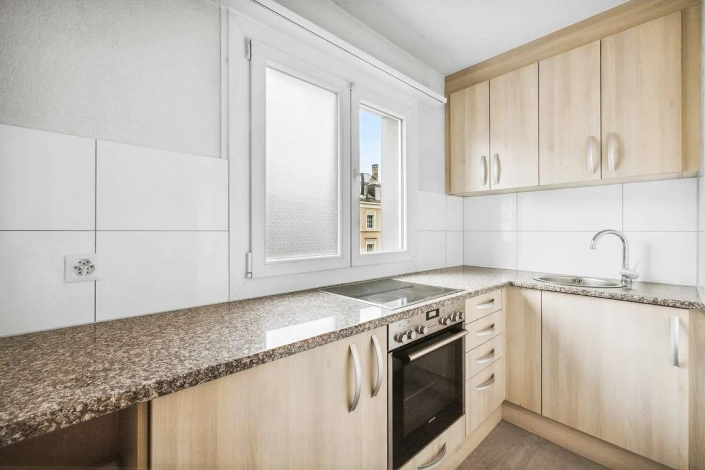 Vivre en ville à Gundeli : Appartement lumineux d'une chambre avec un excellent accès ! - Photo 4 sur 5