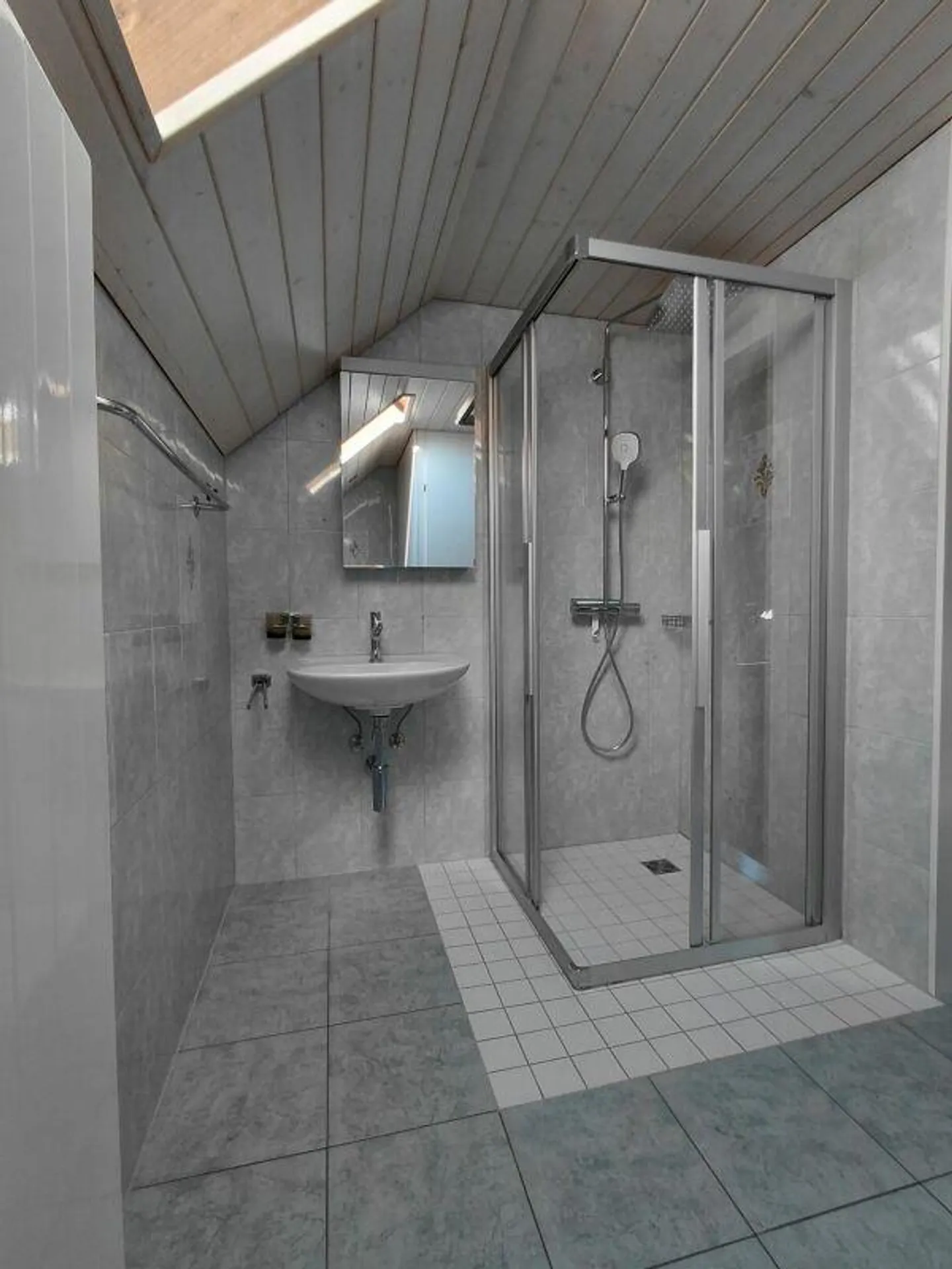 Maison individuelle 4 1/2 pièces - Photo 8 sur 9