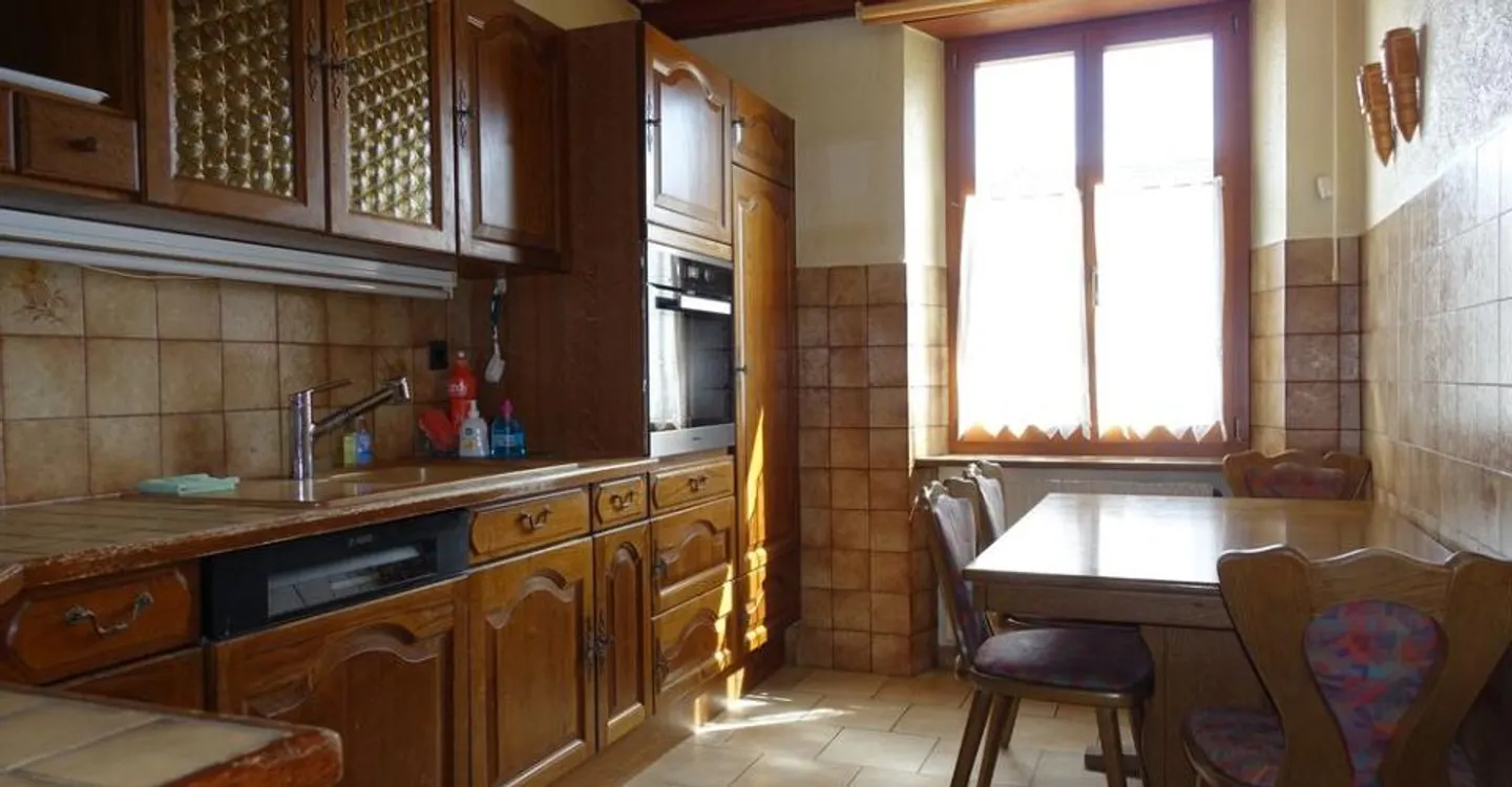 Tramelan - Family home with 5 1/2 rooms located in the center of the locality - Photo 4 of 11