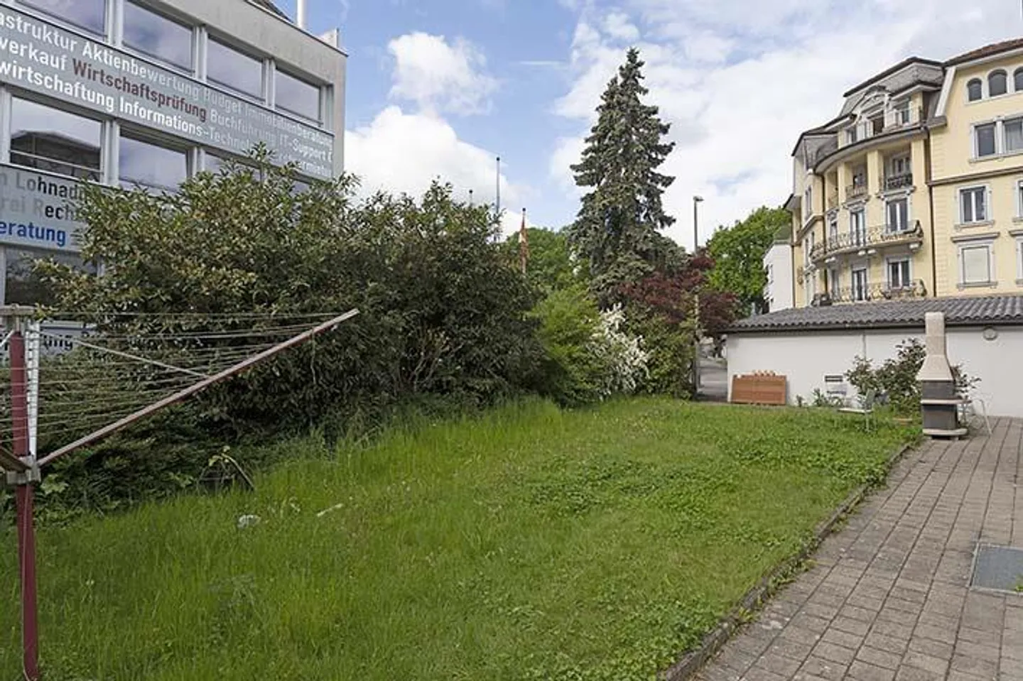 Schöne 2.5-Zimmer-Wohnung an ruhiger Lage im Grünen und doch zentral - Foto 2 von 9