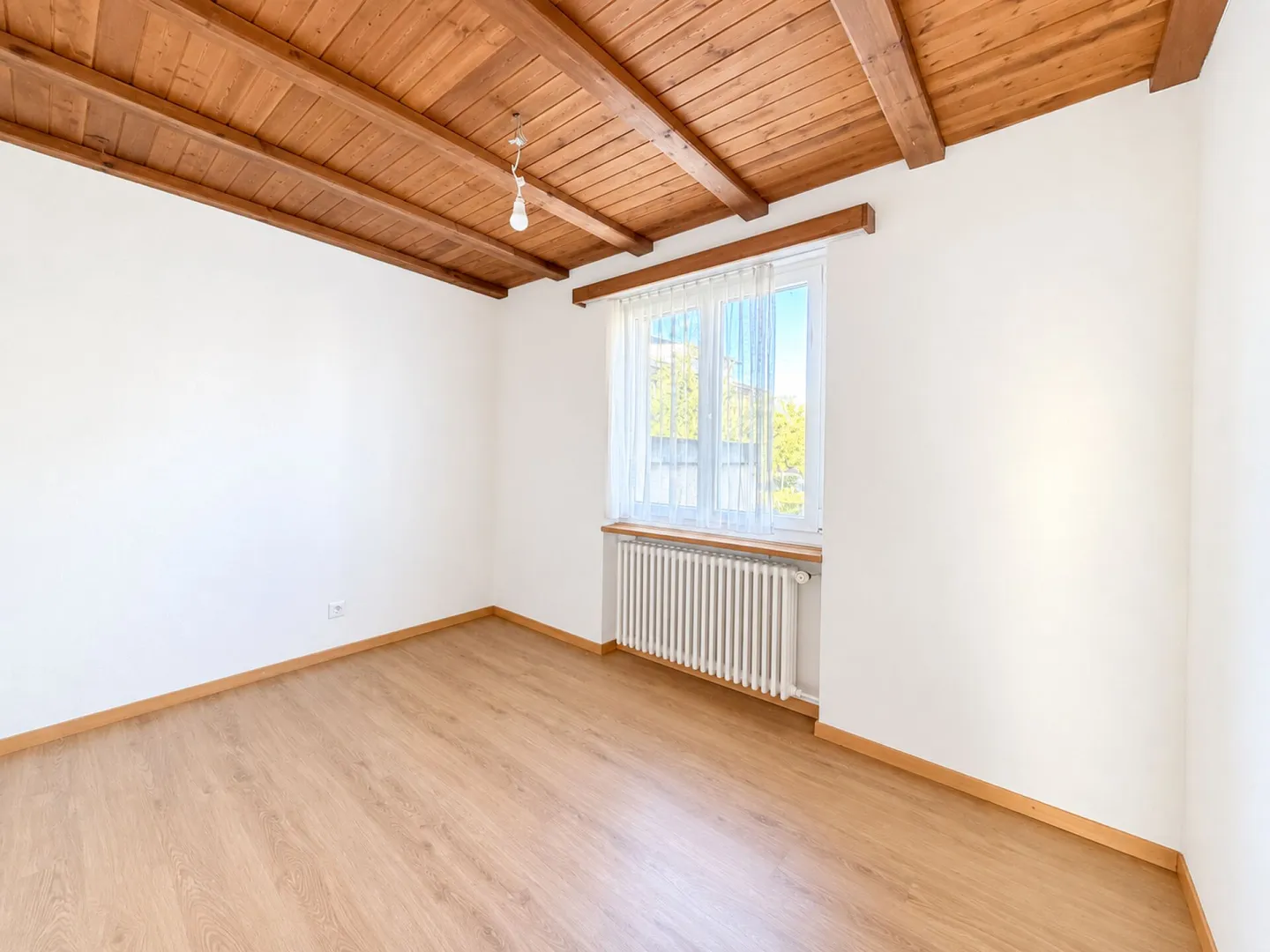 Charmantes Einfamilienhaus mit Garten - Foto 5 von 13