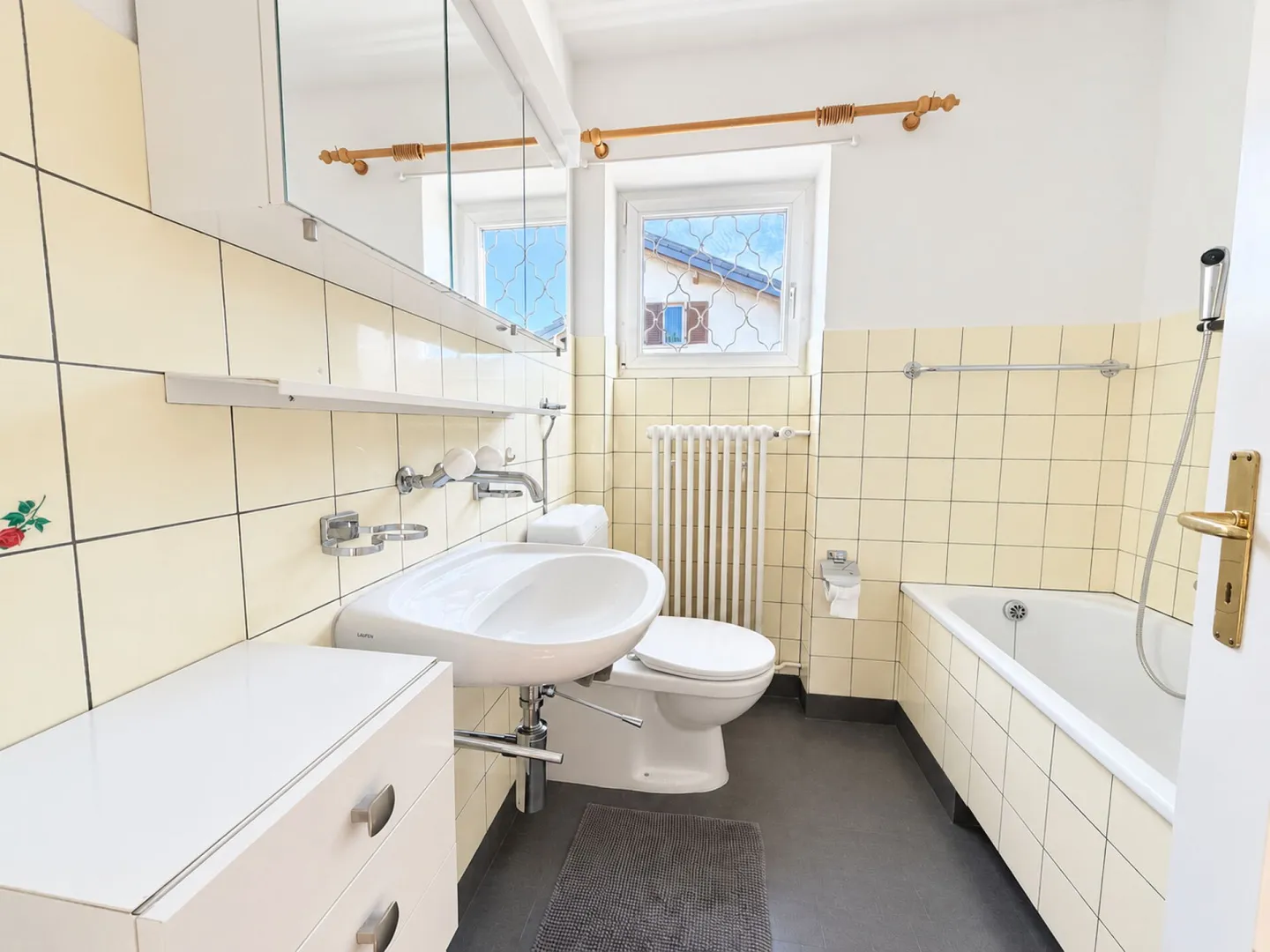 Charmantes Einfamilienhaus mit Garten - Foto 8 von 13