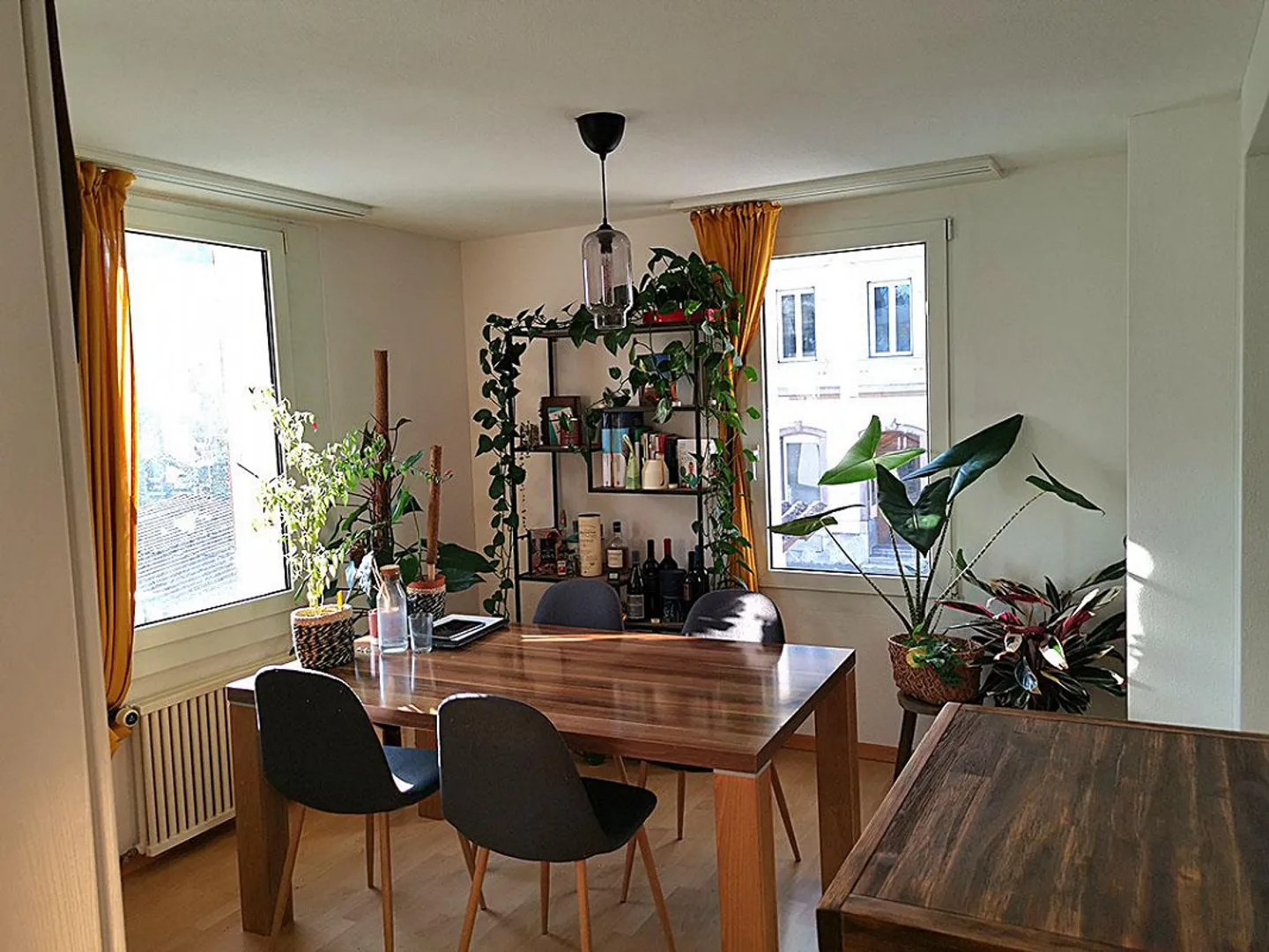 Schöne 2.5-Zimmer-Wohnung an ruhiger Lage im Grünen und doch zentral - Foto 4 von 9