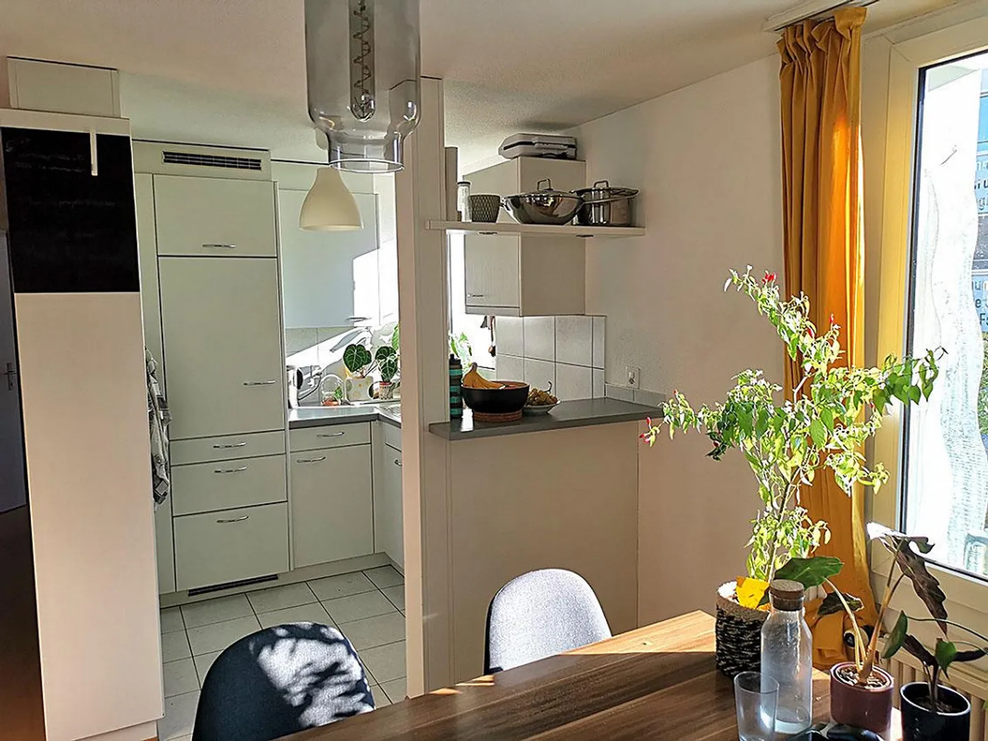 Schöne 2.5-Zimmer-Wohnung an ruhiger Lage im Grünen und doch zentral - Foto 5 von 9