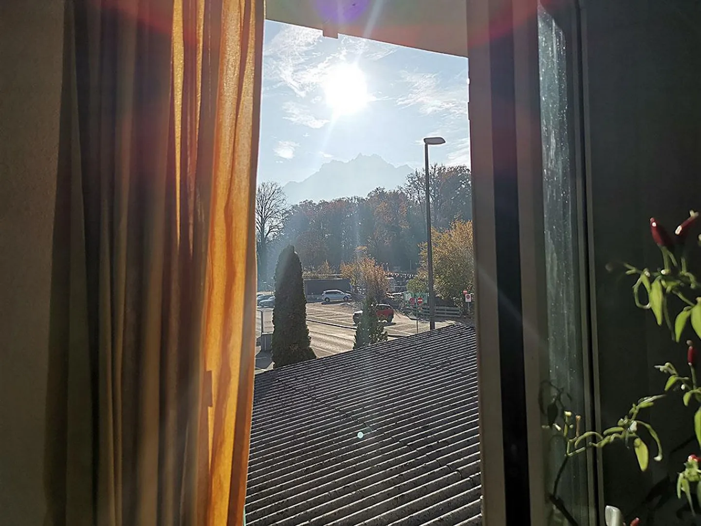 Schöne 2.5-Zimmer-Wohnung an ruhiger Lage im Grünen und doch zentral - Foto 8 von 9