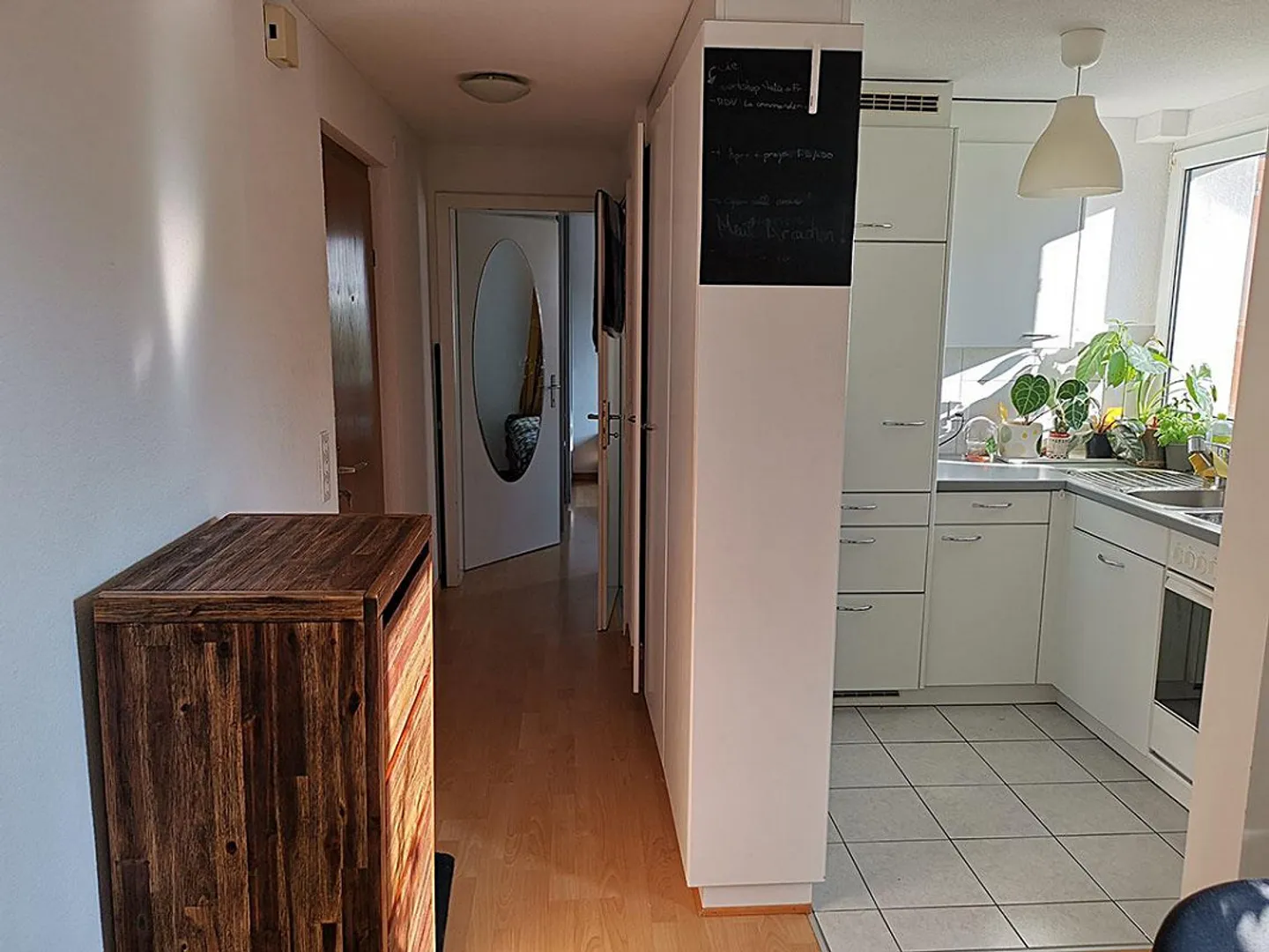 Schöne 2.5-Zimmer-Wohnung an ruhiger Lage im Grünen und doch zentral - Foto 6 von 9