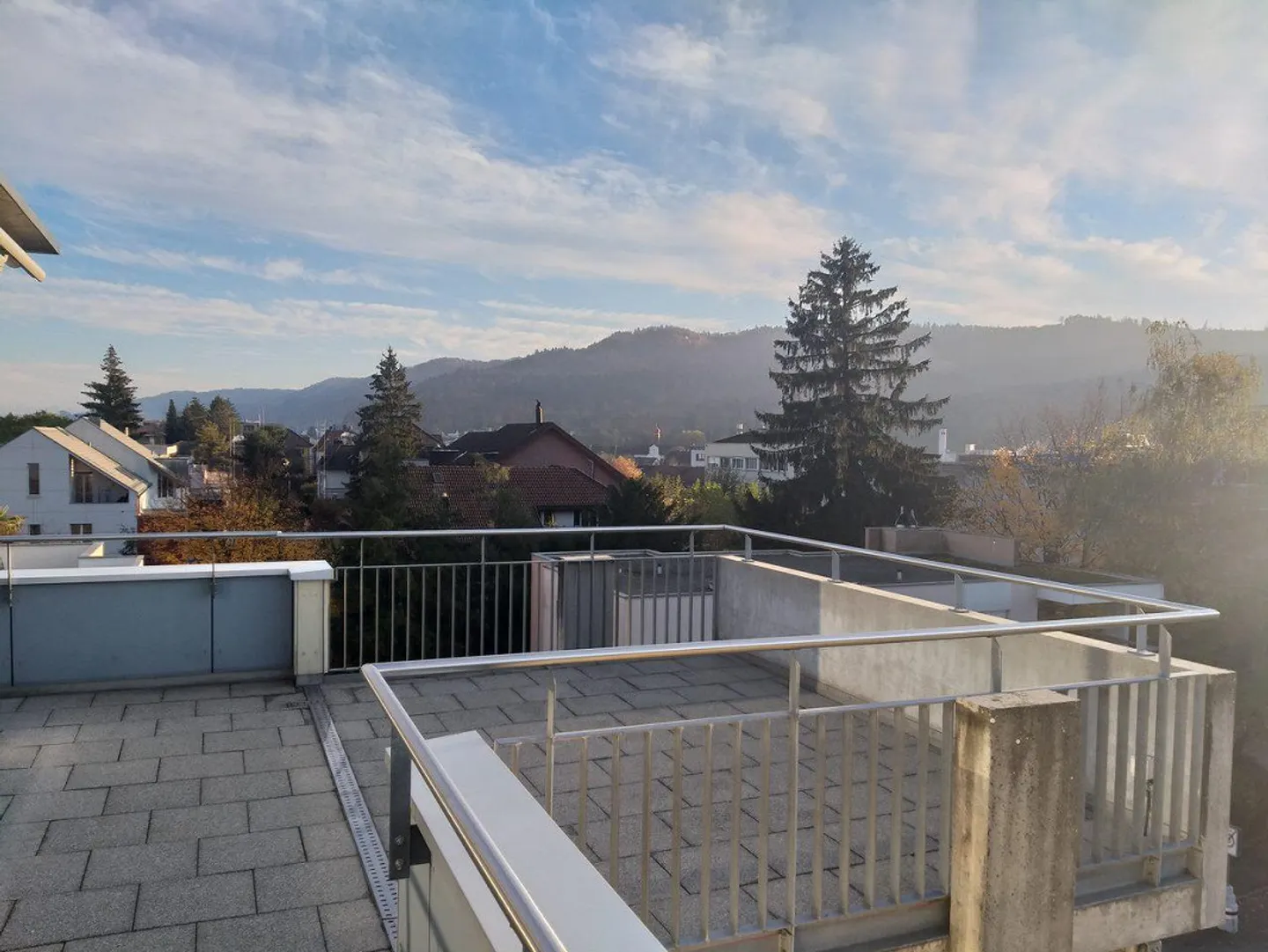 Moderne Attikawohnung in zentraler Lage - Foto 6 von 8