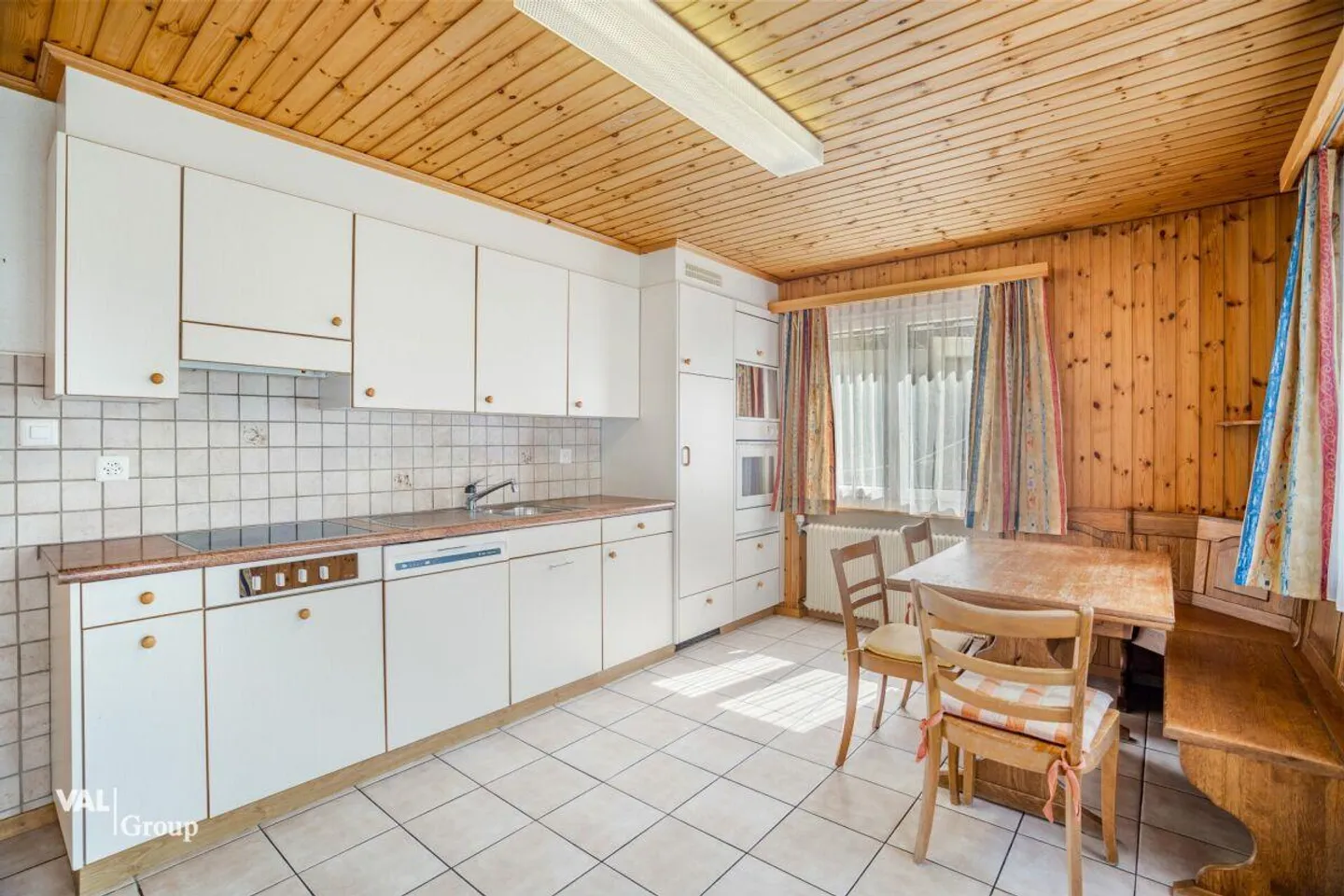 Vie tranquille dans un environnement pittoresque avec une vue imprenable - Photo 6 sur 30