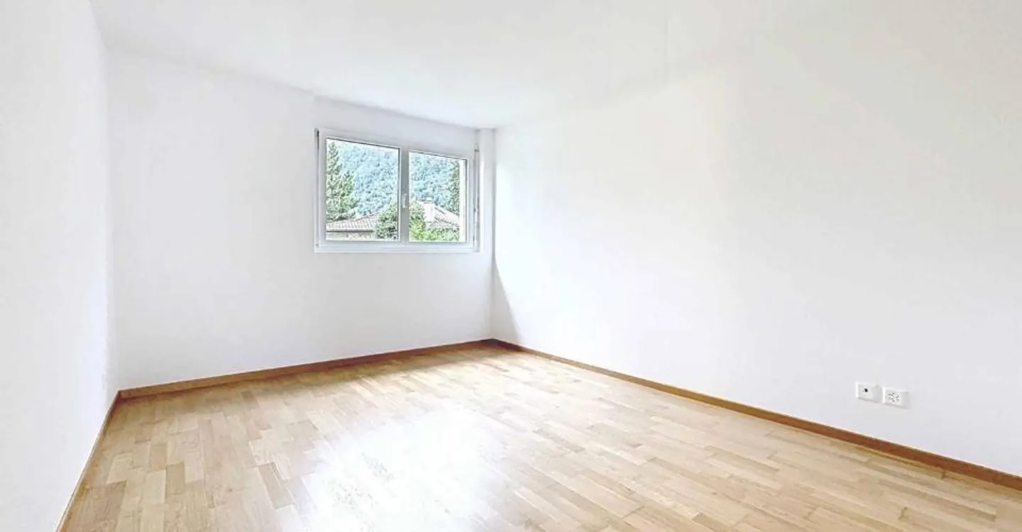 Appartement spacieux avec terrasse - Photo 7 sur 13
