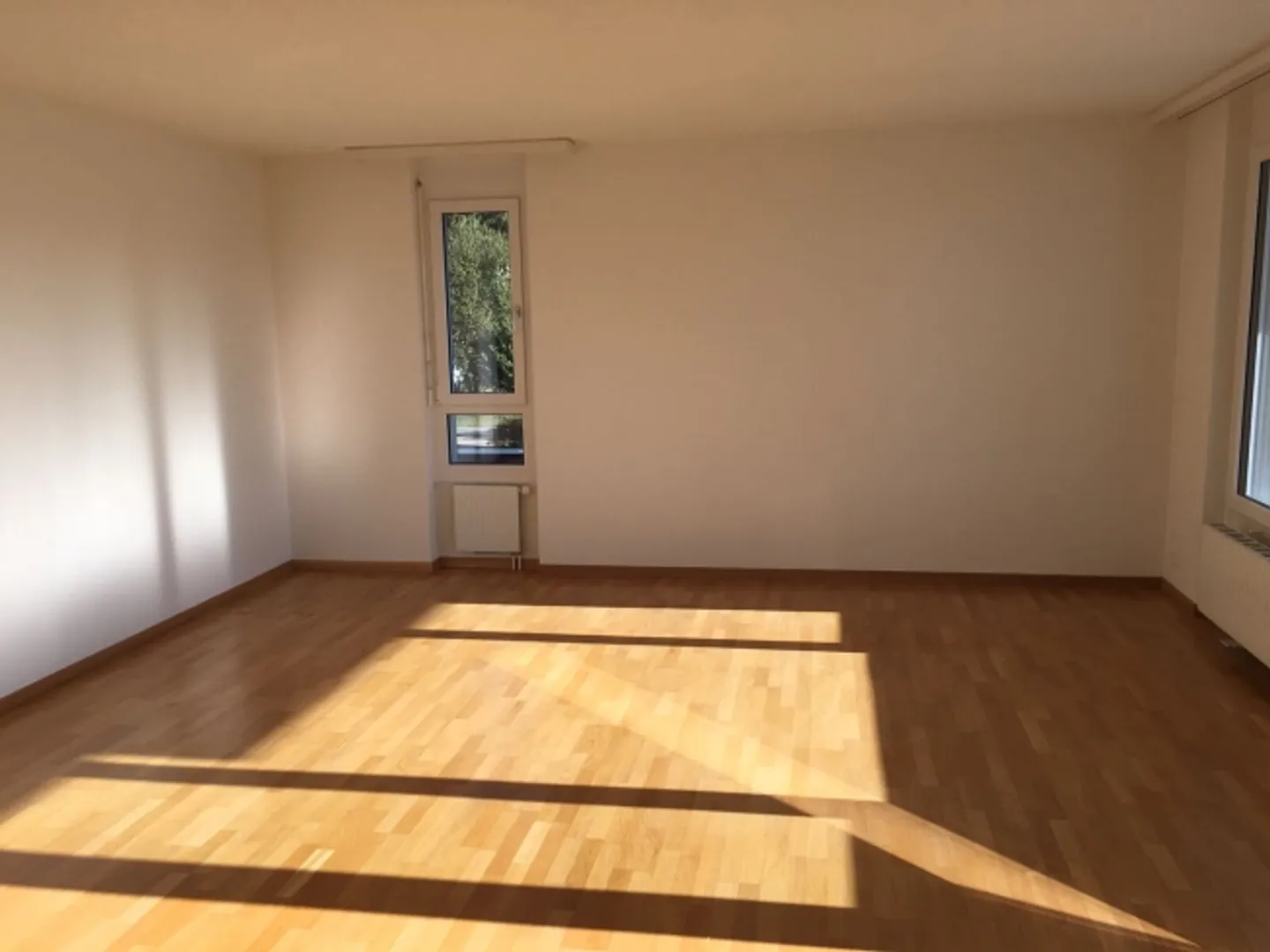 Appartement Charmant en Emplacement Central - Photo 2 sur 5