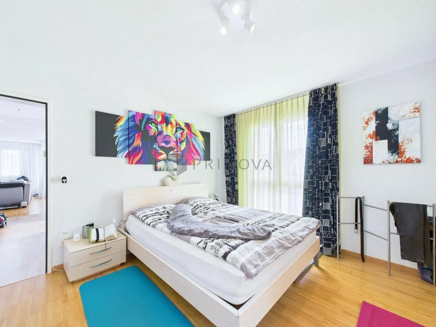 Central and yet quiet - charming 4.5-room apartment in Volketswil - Photo 6 of 9