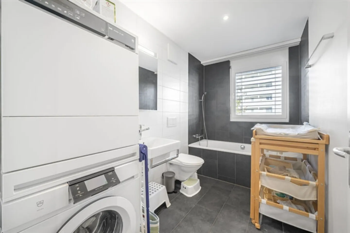 INTELLIGENTE E MODERNO NEL CENTRO - Foto 6 di 8