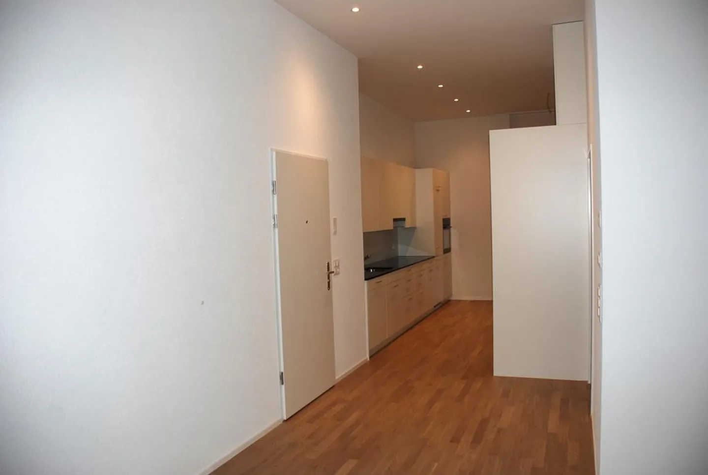 Appartement calme et lumineux près de la gare - Photo 2 sur 9