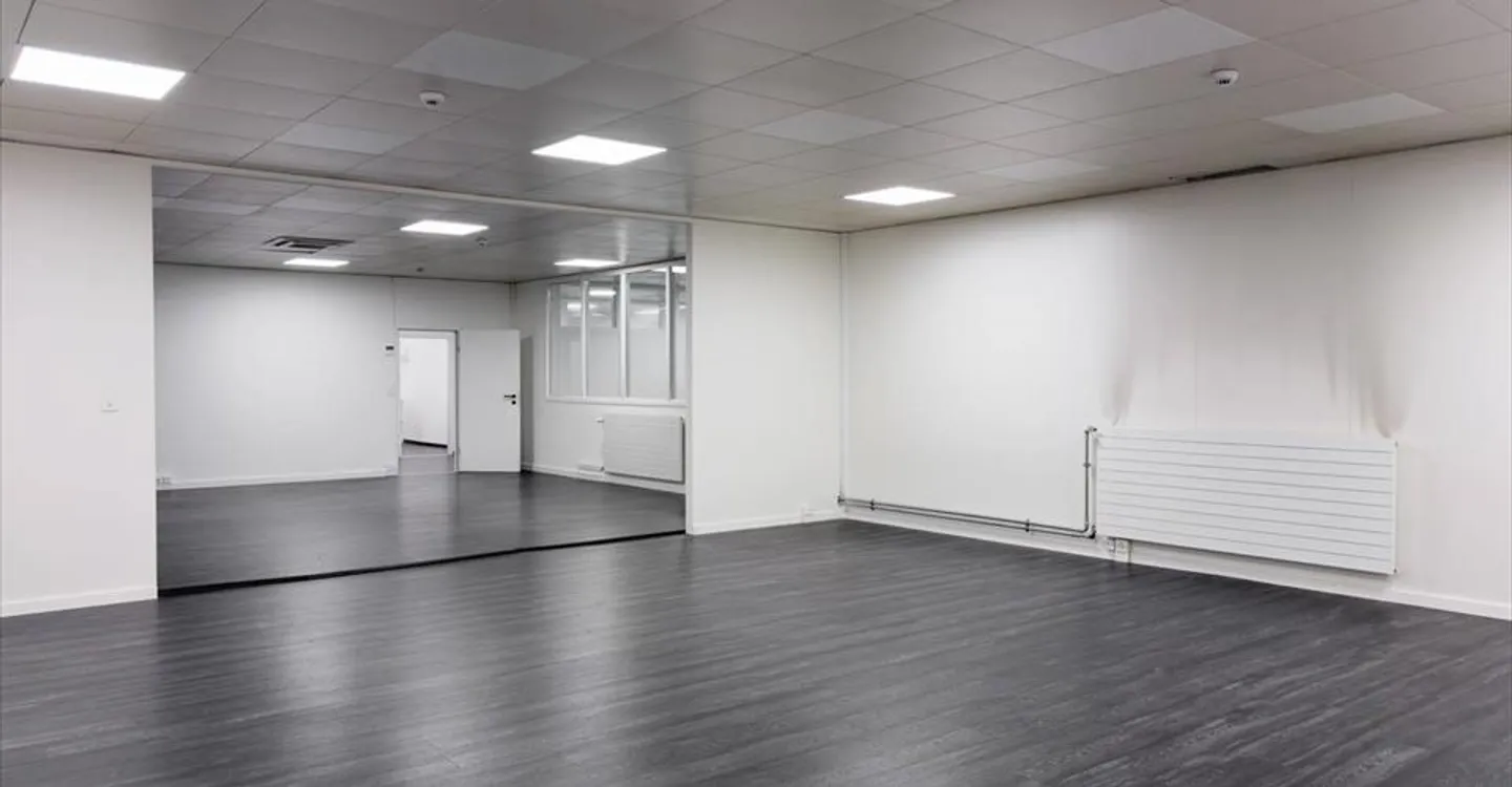 Spazio ufficio in affitto - Foto 6 di 12