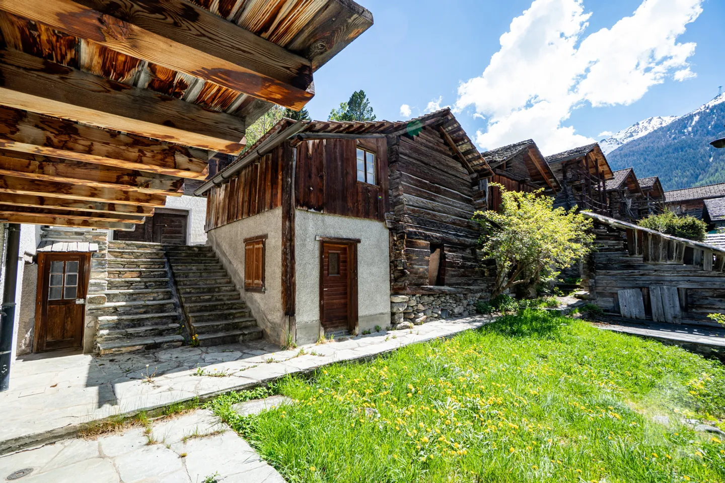 Chalet Charmant avec Appartements Duplex - Photo 26 sur 33
