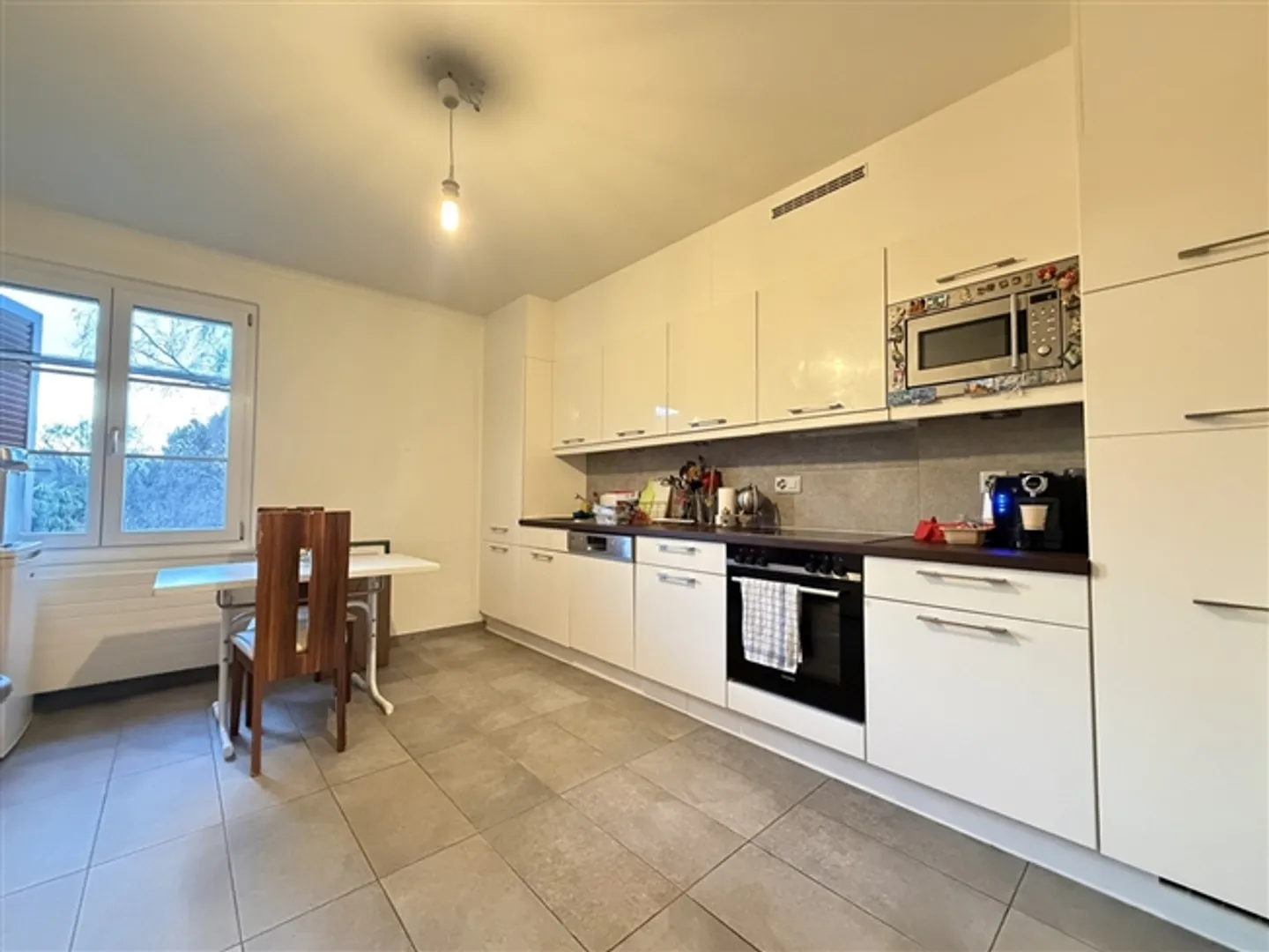 Charmante Wohnung in Villars-Ste-Croix - Foto 1 von 5