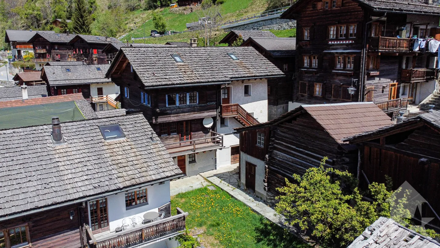 Chalet Charmant avec Appartements Duplex - Photo 32 sur 33